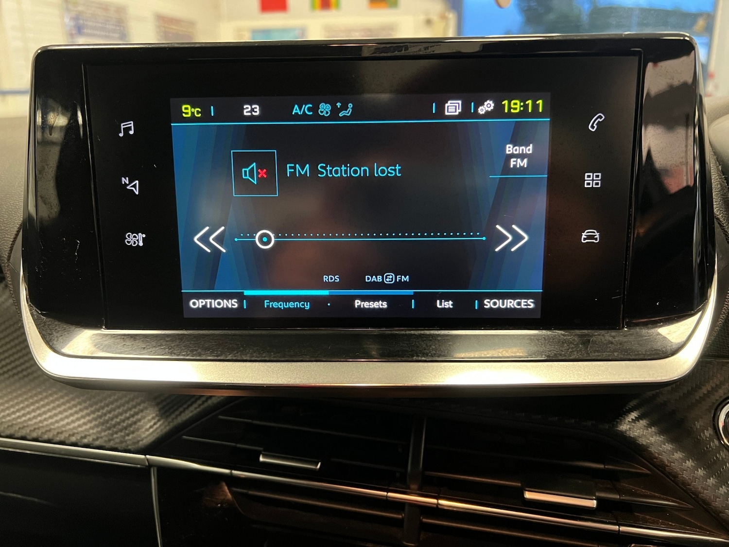 Used Peugeot 2008 2021 for sale - 77812810: Photo 17