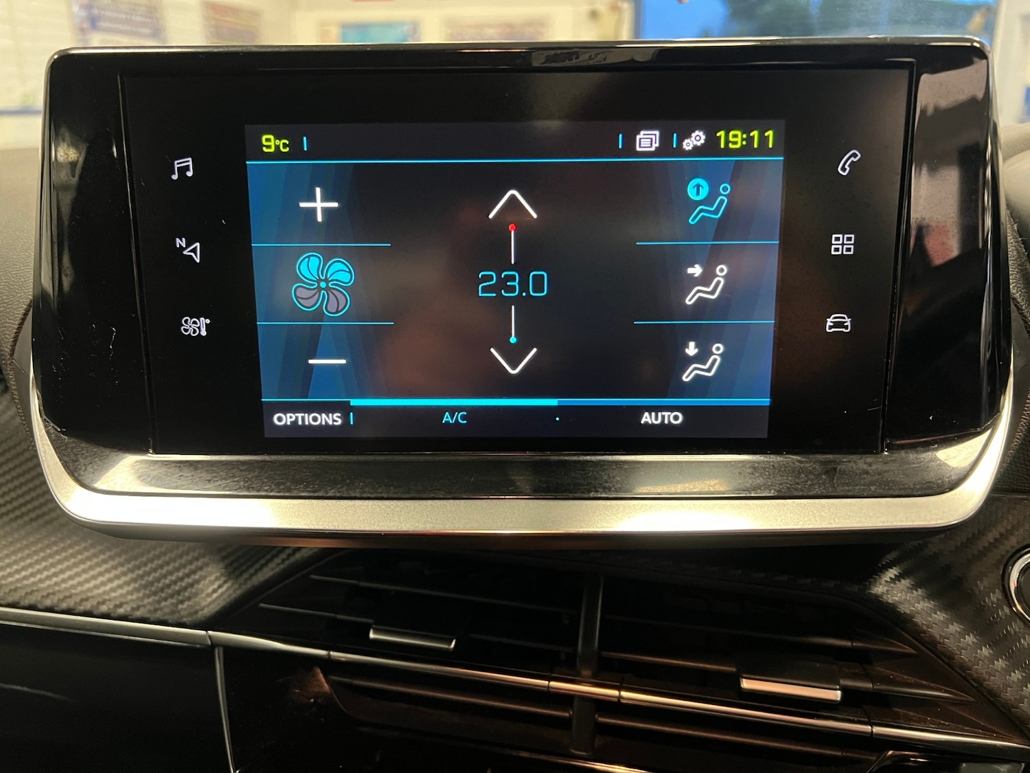 Used Peugeot 2008 2021 for sale - 77812810: Photo 21