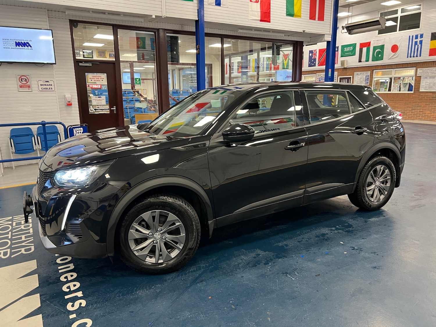 Used Peugeot 2008 2021 for sale - 77812810: Photo 3