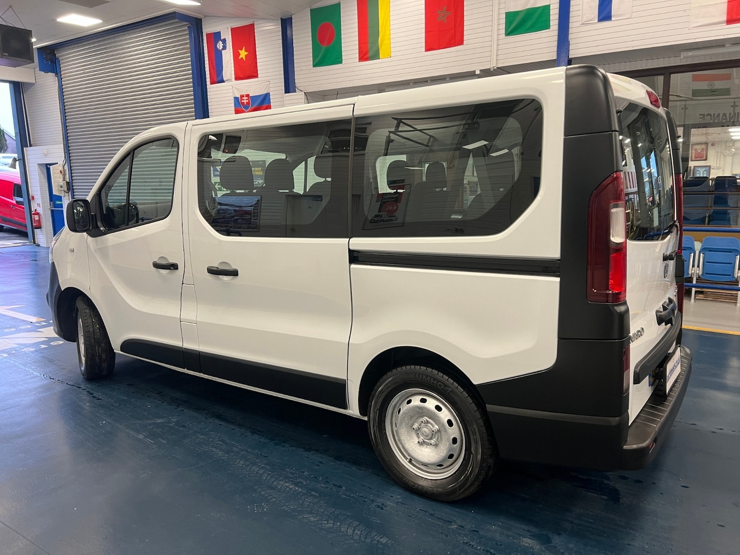 Used Vauxhall Vivaro 2016 for sale - 77592232: Photo 4