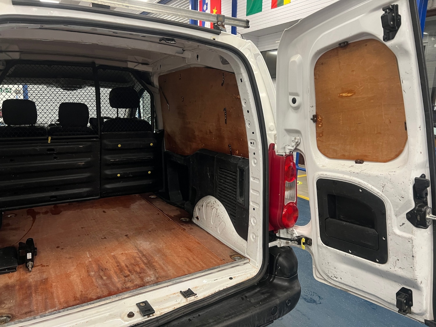 Used Citroen Berlingo 2009 for sale - 76920178: Photo 13