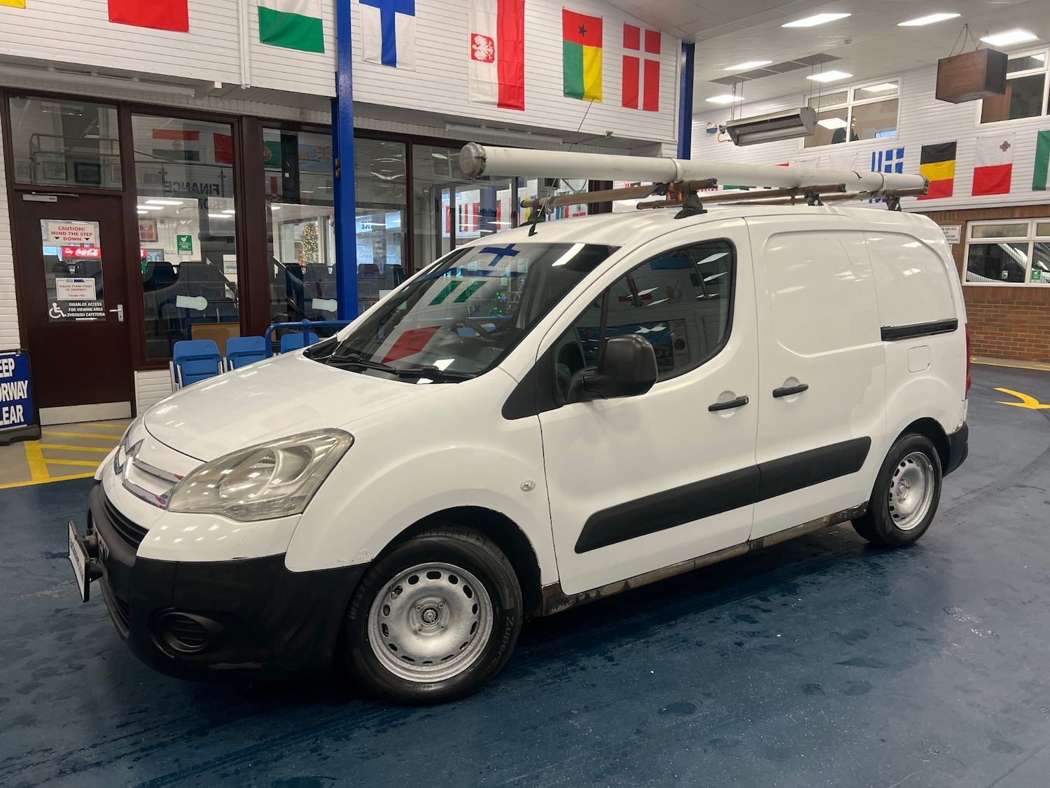 Used Citroen Berlingo 2009 for sale - 76920178: Photo 3