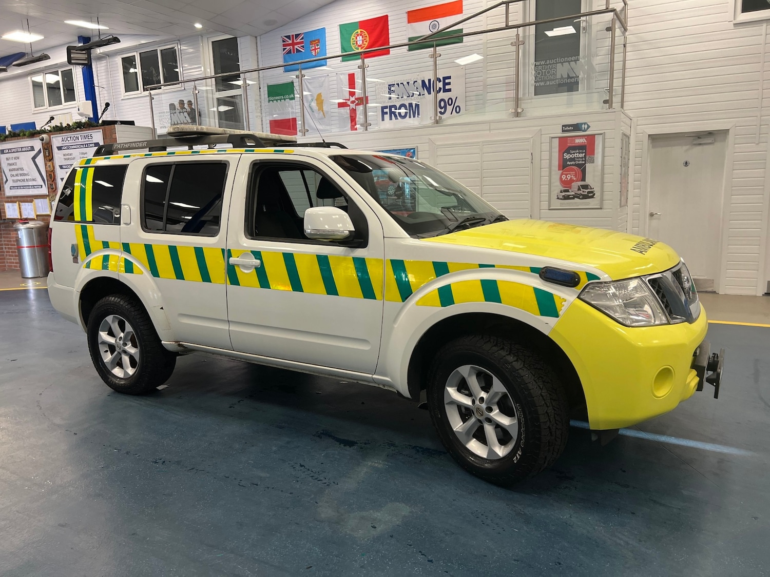 Used Nissan Pathfinder 2012 for sale - 76919894: Photo 2