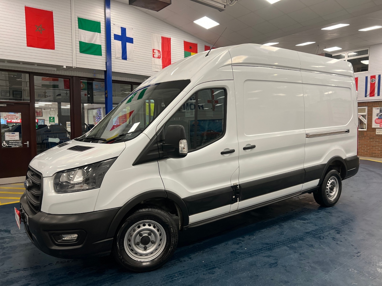 Used Ford Transit 2022 for sale - 76861896: Photo 3