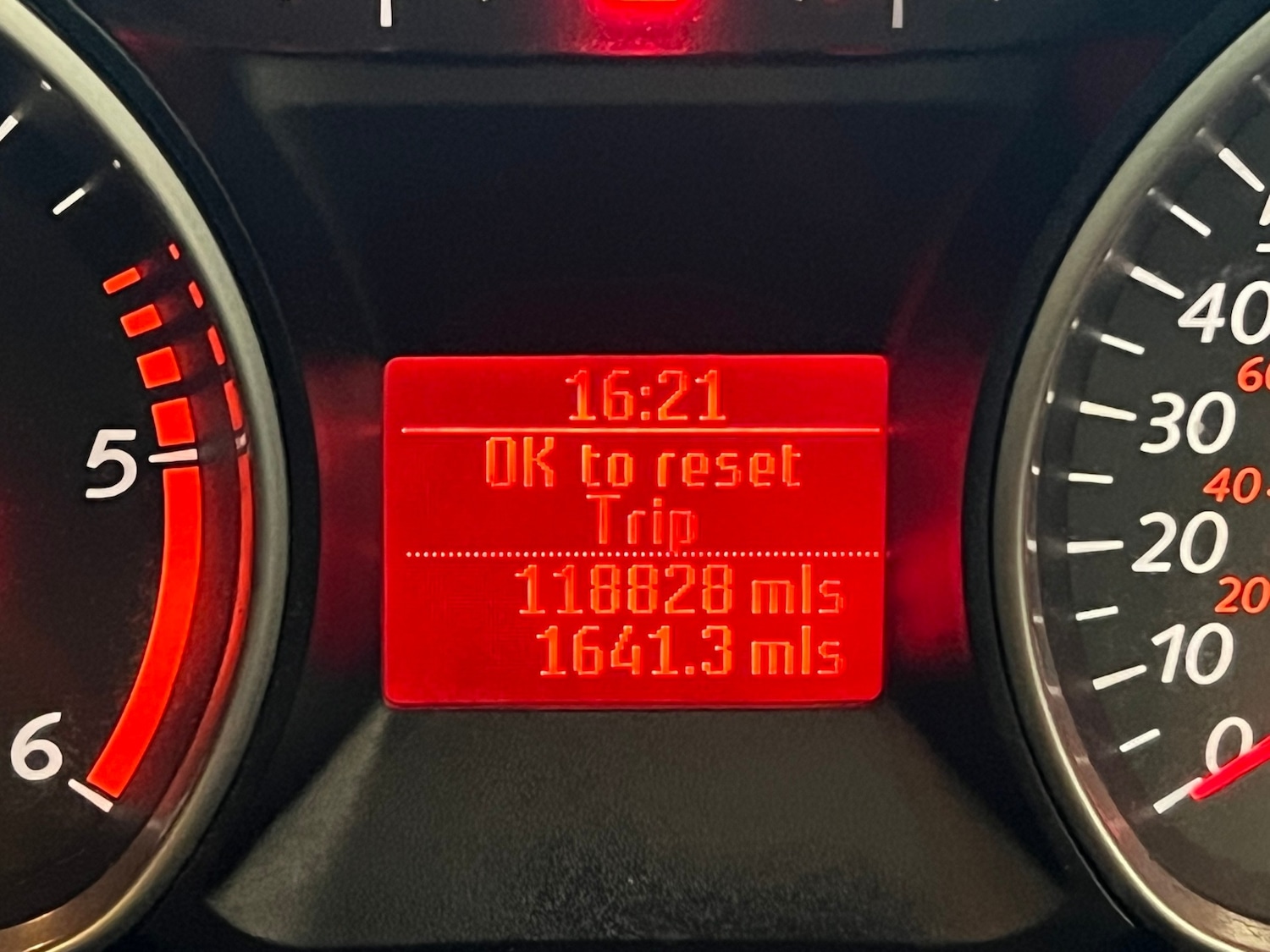 Used Ford Mondeo 2010 for sale - 77743247: Photo 14