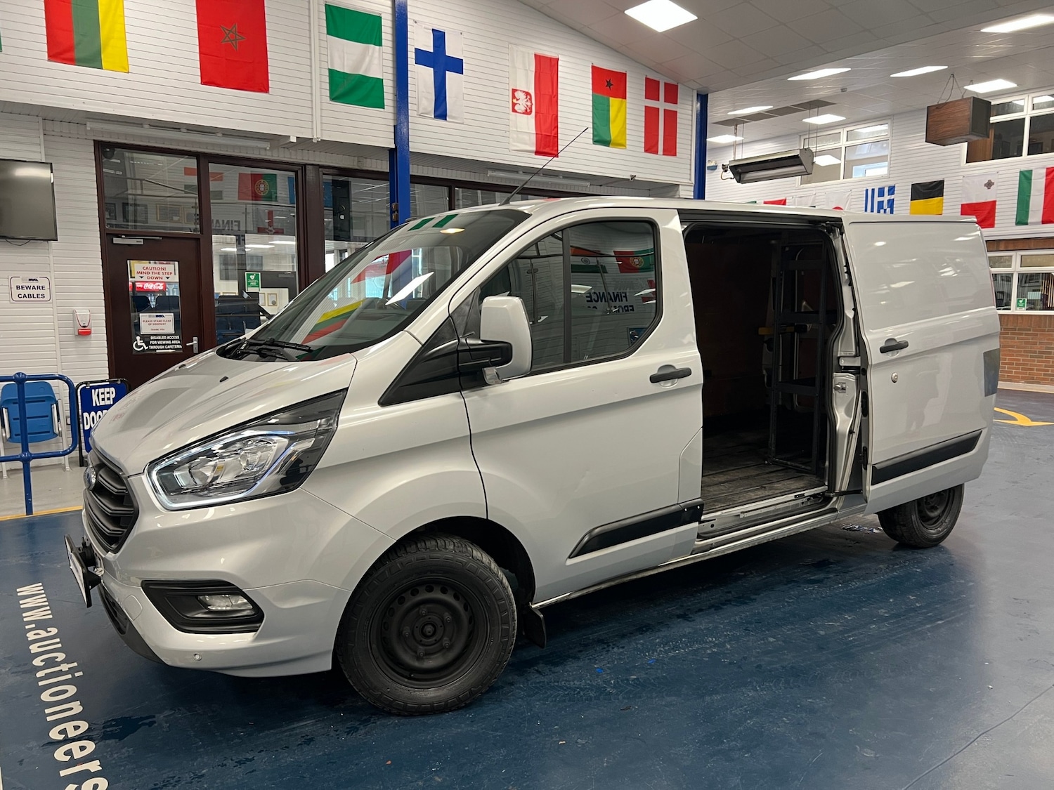 Used Ford Transit Custom 2019 for sale - 77743243: Photo 6