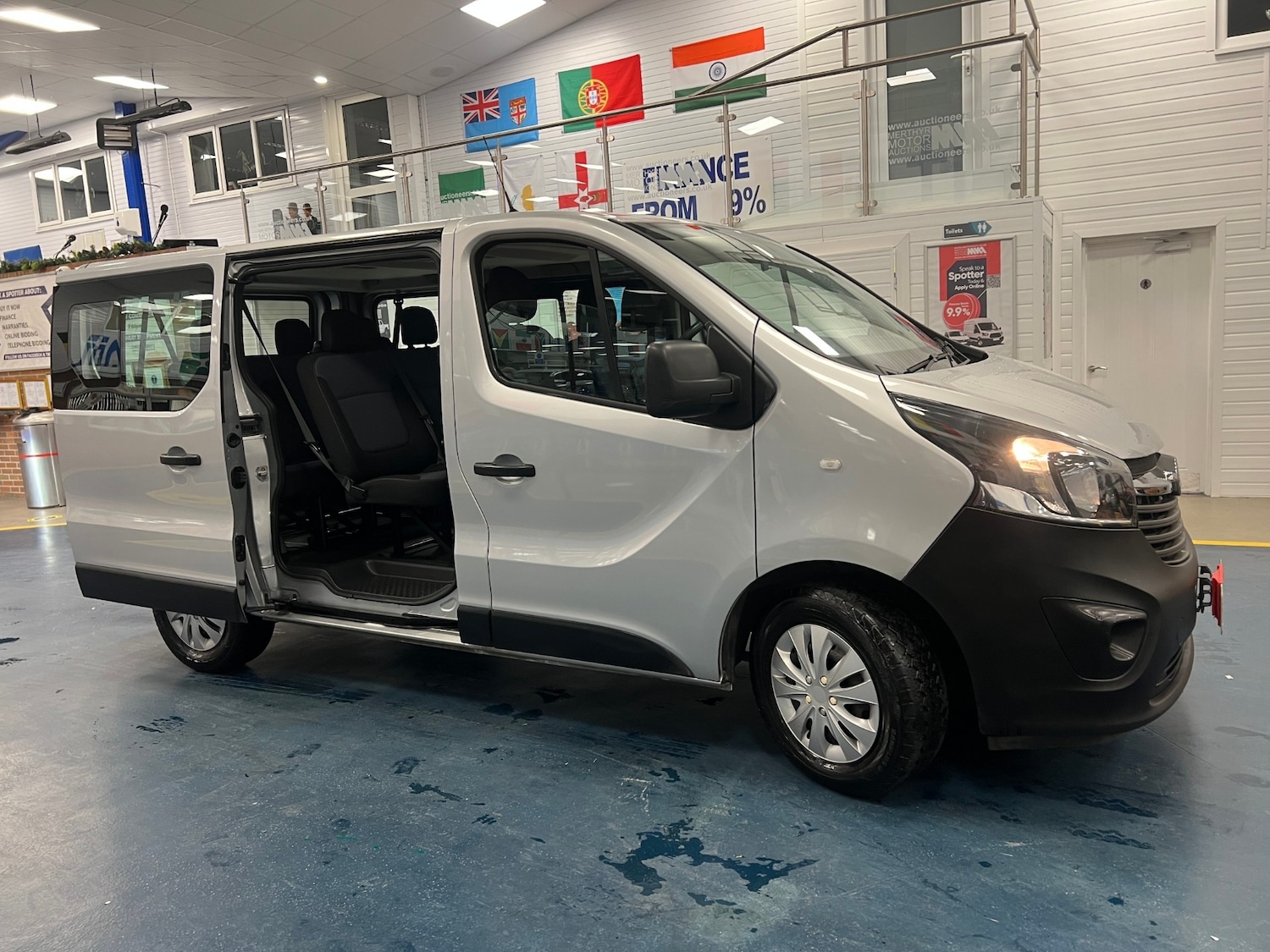 Used Vauxhall Vivaro 2018 for sale - 76920149: Photo 6
