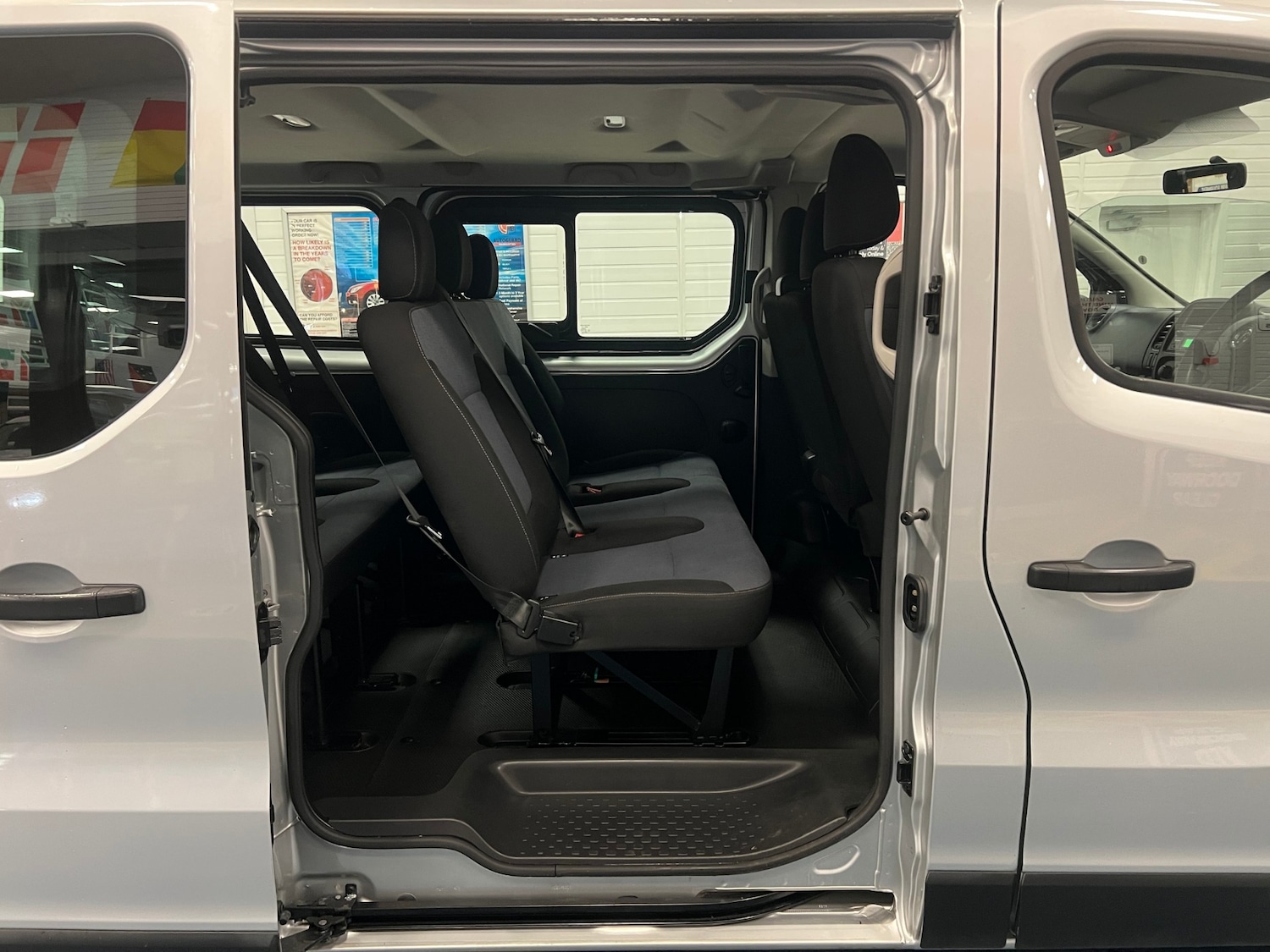 Used Vauxhall Vivaro 2018 for sale - 76920149: Photo 7