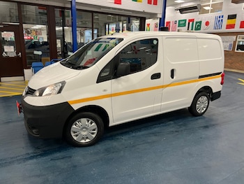 Used Nissan NV200 2017 for sale - 76970103: Photo