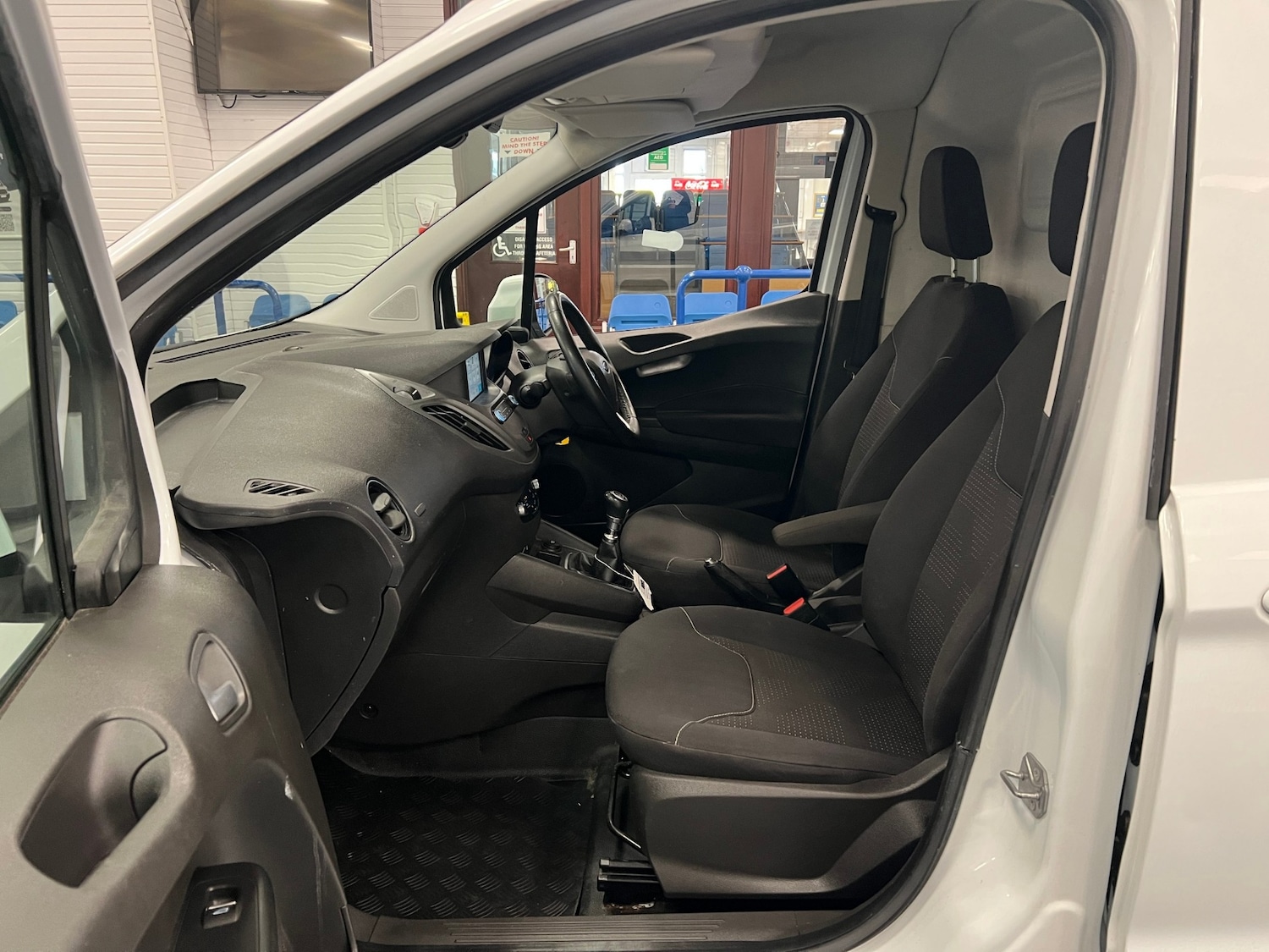 Used Ford Transit Courier 2020 for sale - 77148531: Photo 18