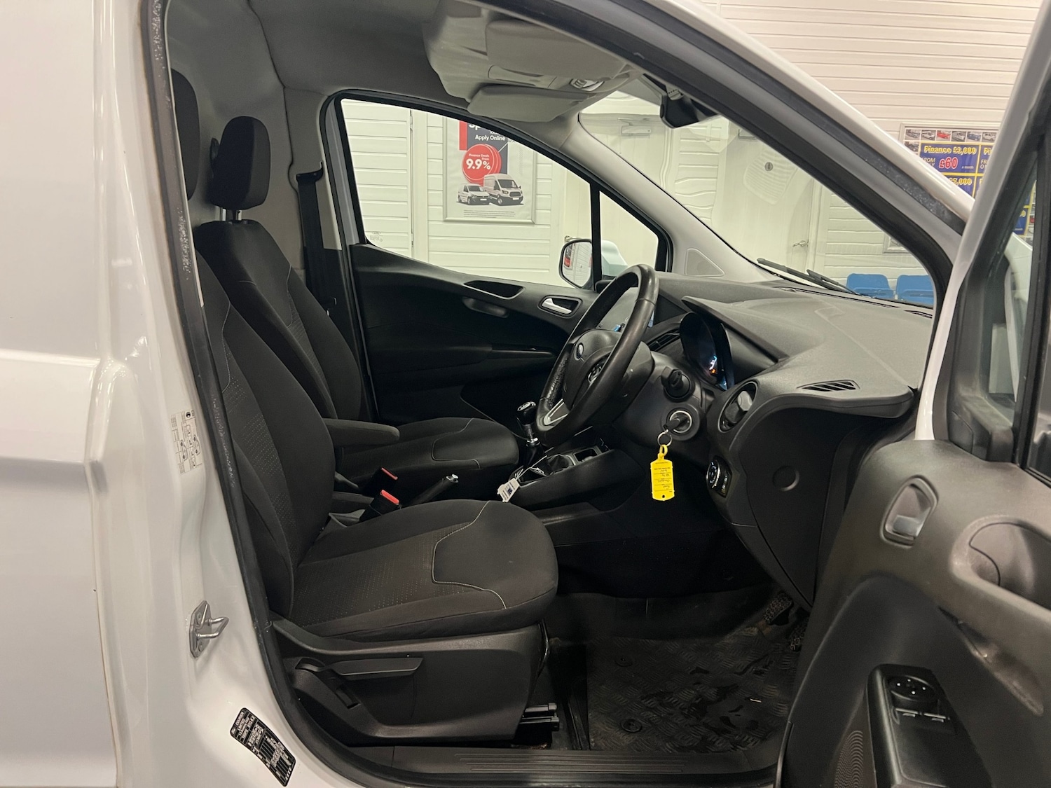 Used Ford Transit Courier 2020 for sale - 77148531: Photo 19