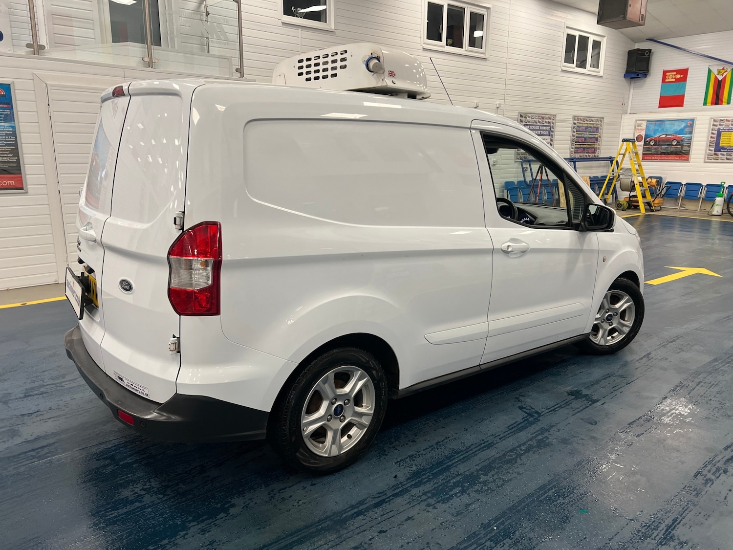 Used Ford Transit Courier 2020 for sale - 77148531: Photo 5