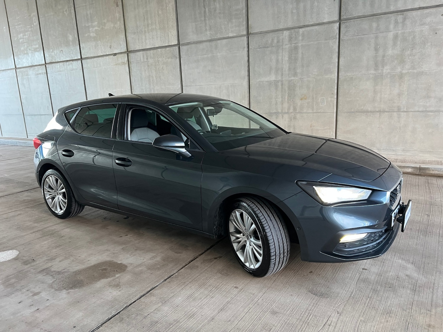 Used SEAT Leon 2020 for sale - 77459729: Photo 2