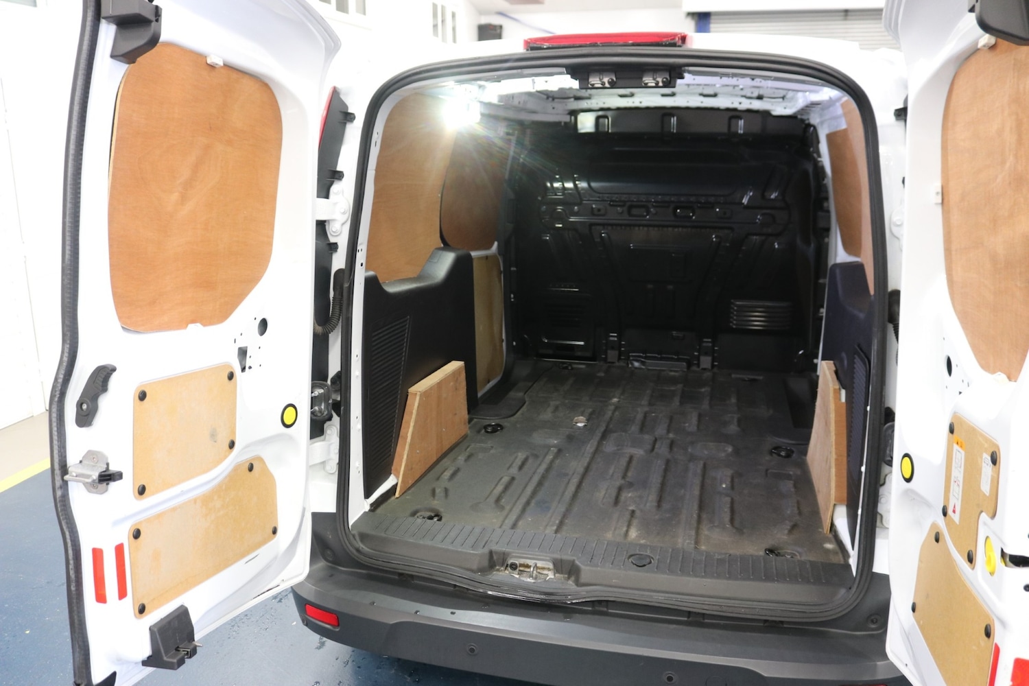 Used Ford Transit Connect 2017 for sale - 77127566: Photo 11