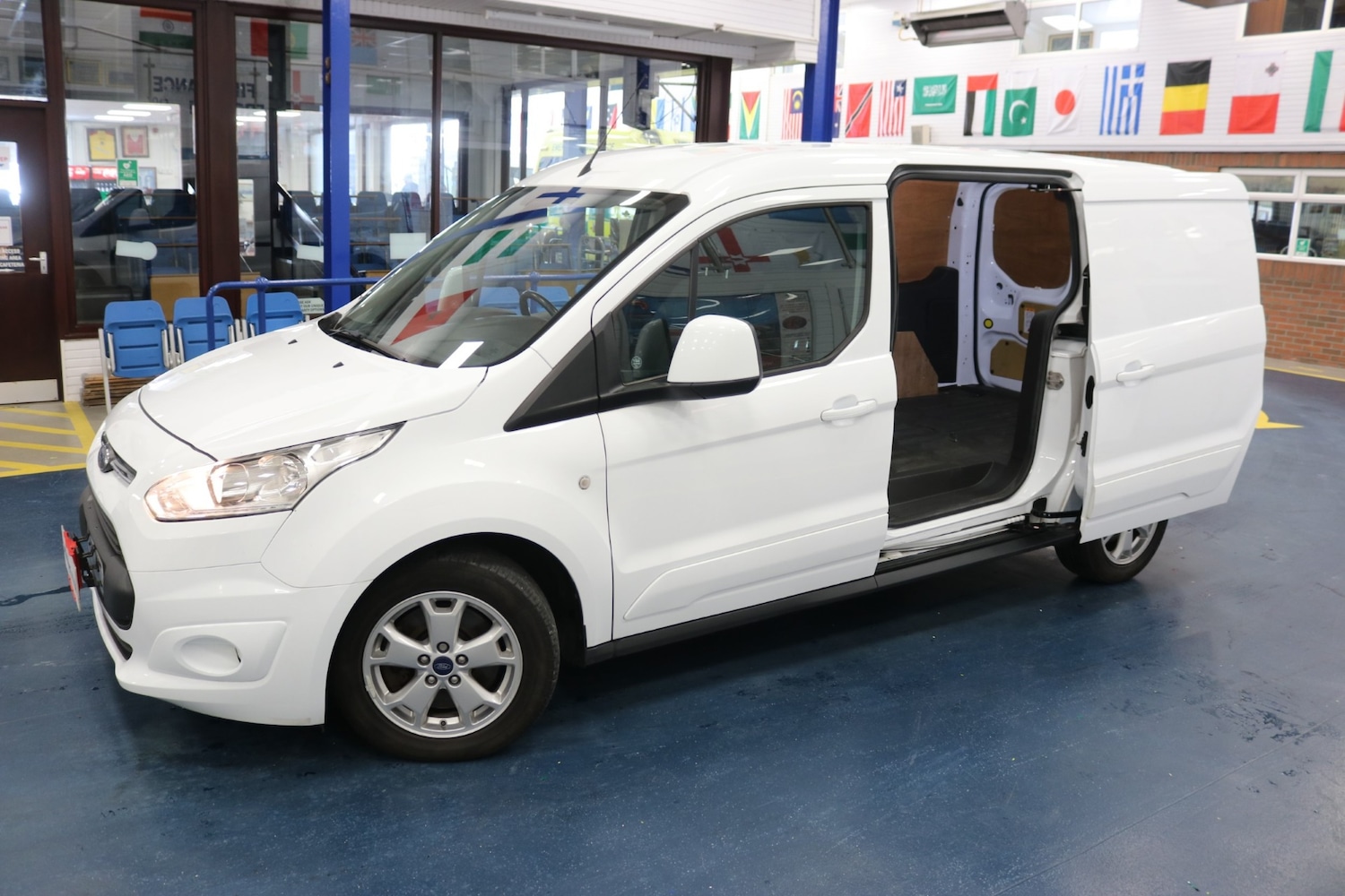 Used Ford Transit Connect 2017 for sale - 77127566: Photo 6