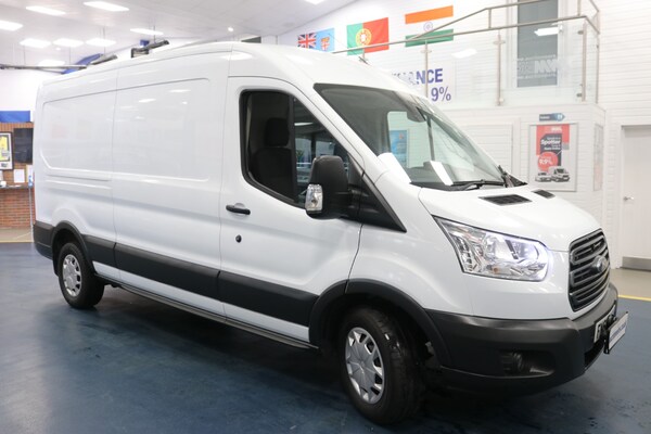 Used Ford Transit 2018 for sale - 72464055: Photo 2