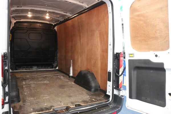 Used Ford Transit 2018 for sale - 72464055: Photo 8