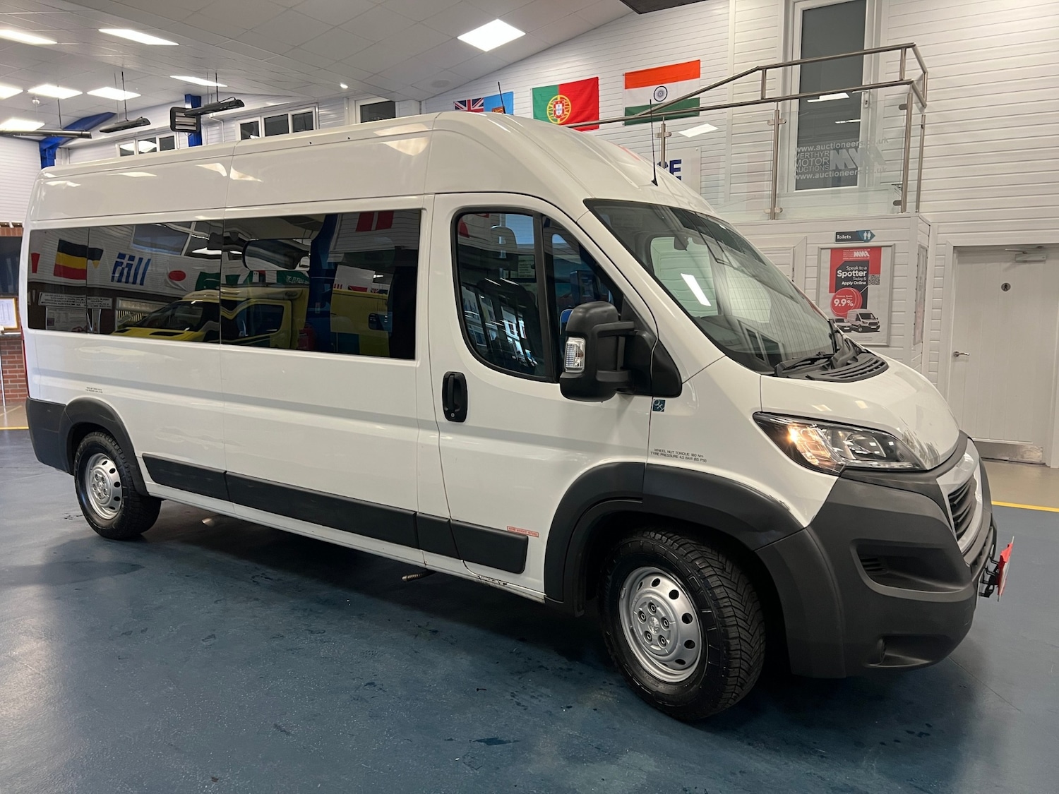 Used Peugeot Boxer 2015 for sale - 76063753: Photo 2