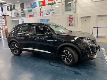 Used Peugeot 2008 2021 for sale - 78484510: Photo