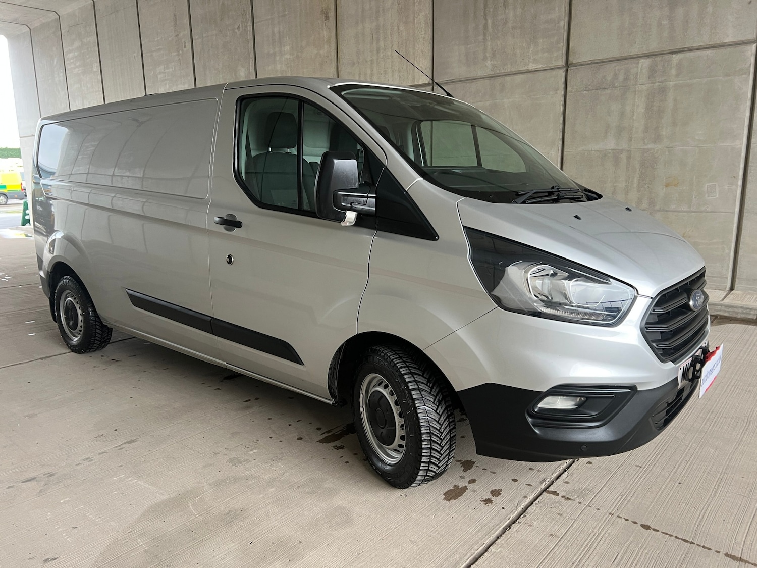 Used Ford Transit Custom 2019 for sale - 77326390: Photo 2