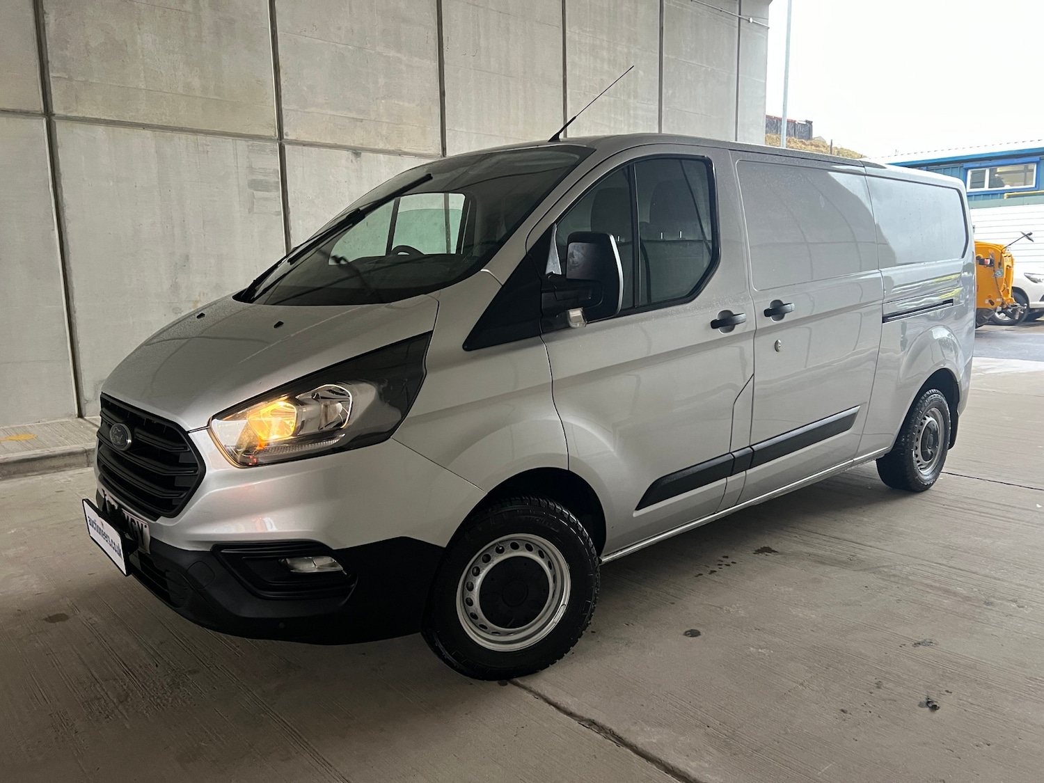 Used Ford Transit Custom 2019 for sale - 77326390: Photo 3