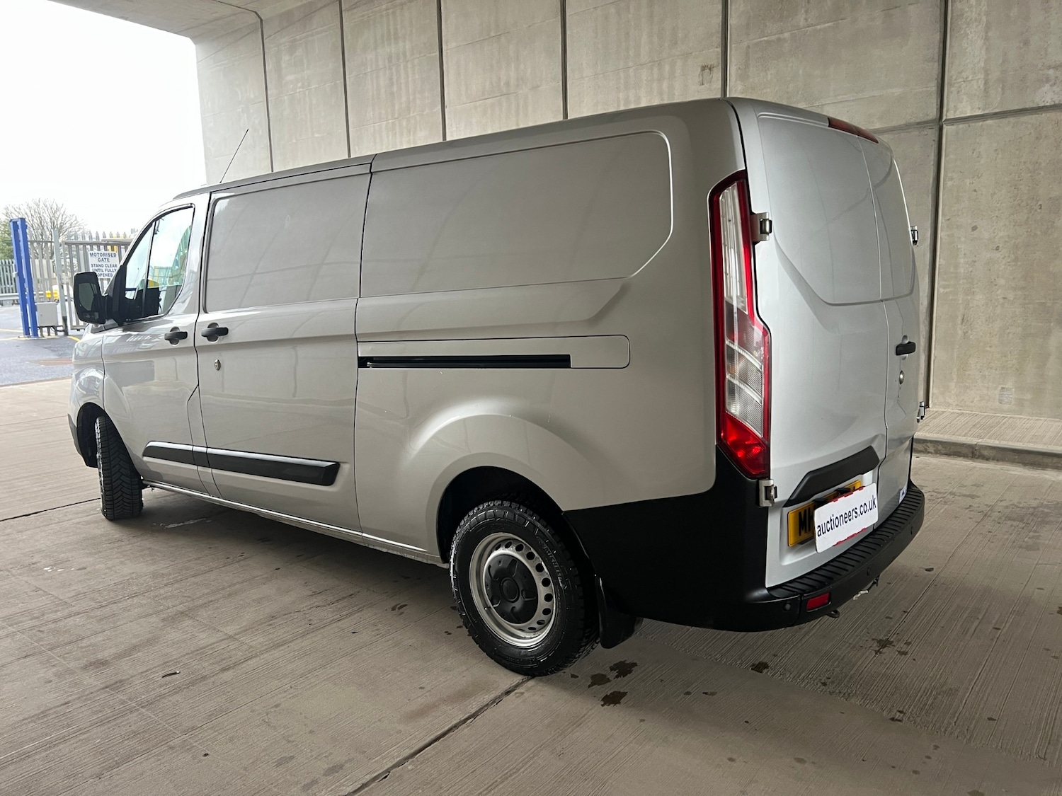 Used Ford Transit Custom 2019 for sale - 77326390: Photo 4