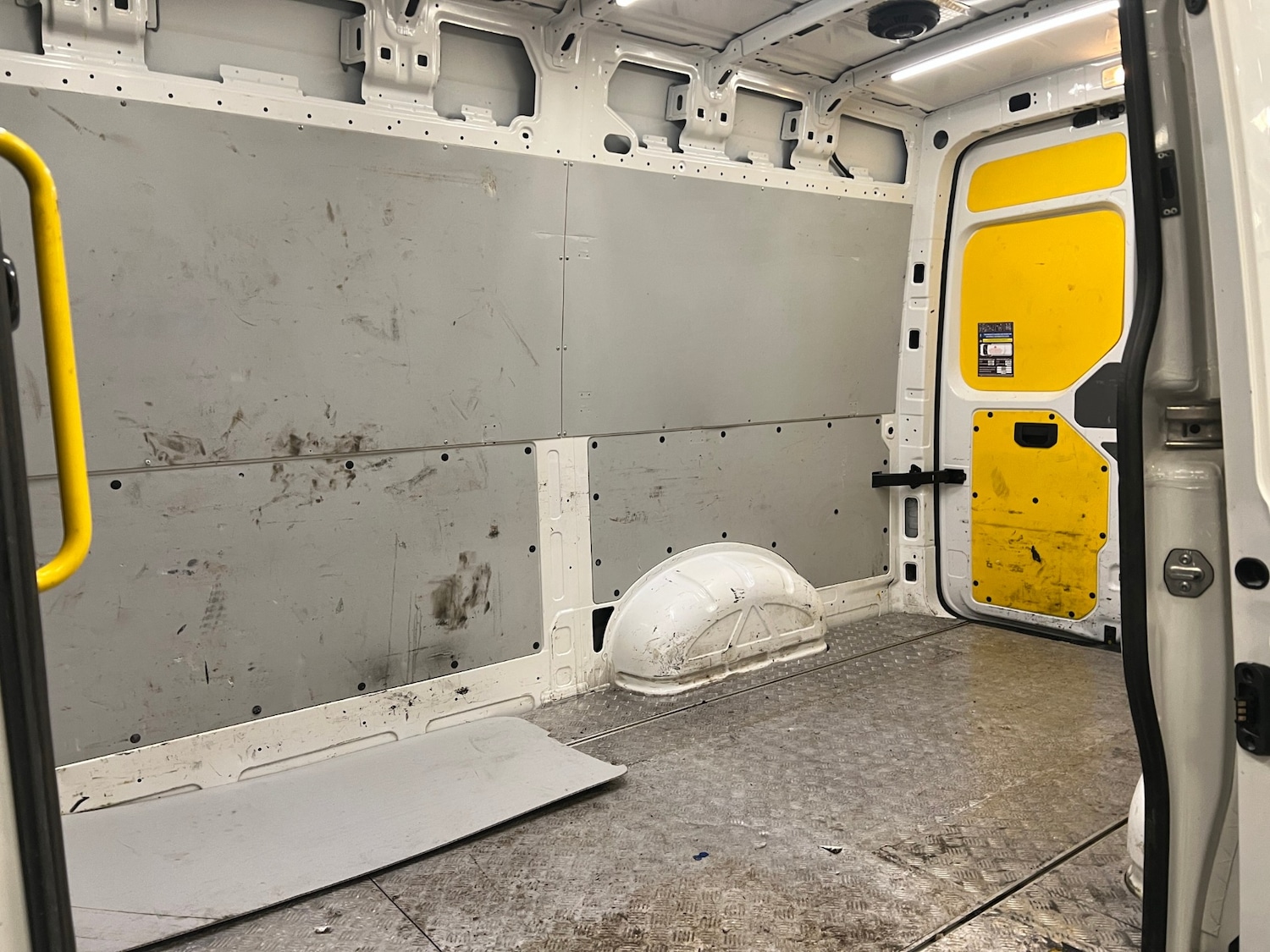 Used Volkswagen Crafter 2019 for sale - 76860315: Photo 8