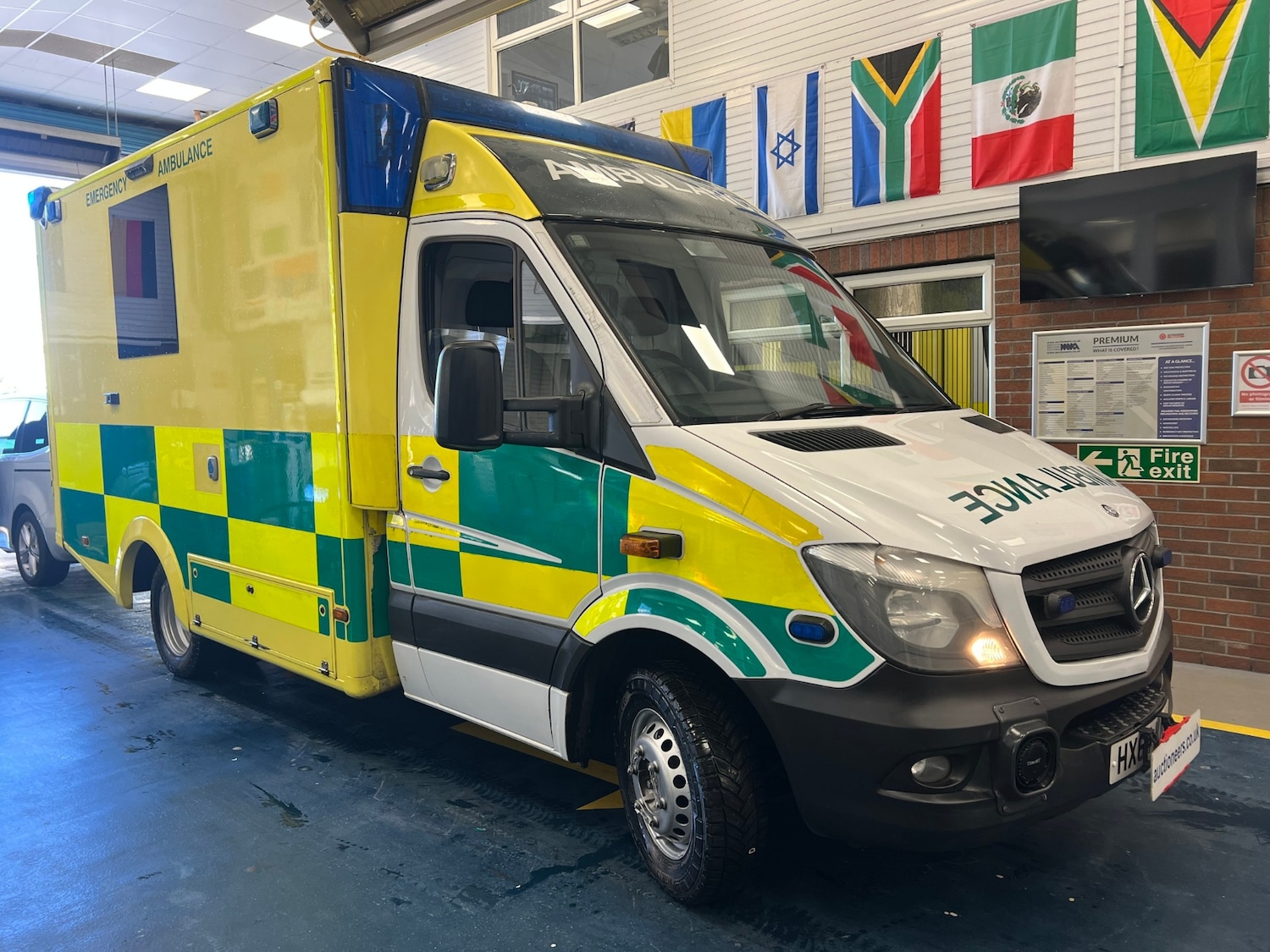 Used Mercedes-Benz Sprinter 2015 for sale - 77336195: Photo 2