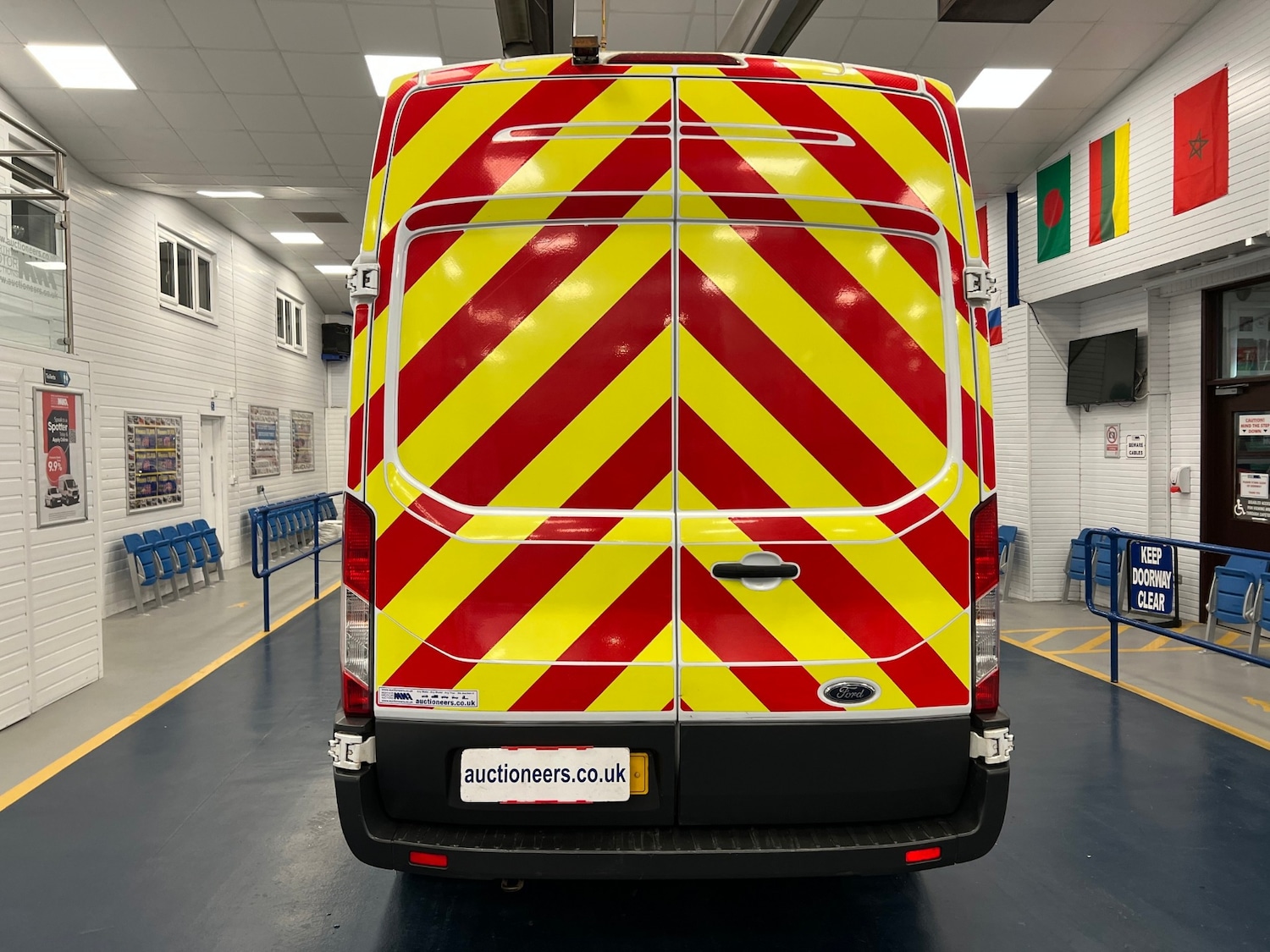 Used Ford Transit 2015 for sale - 77983600: Photo 11