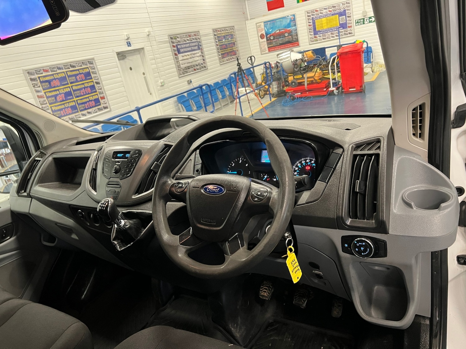 Used Ford Transit 2015 for sale - 77983600: Photo 17