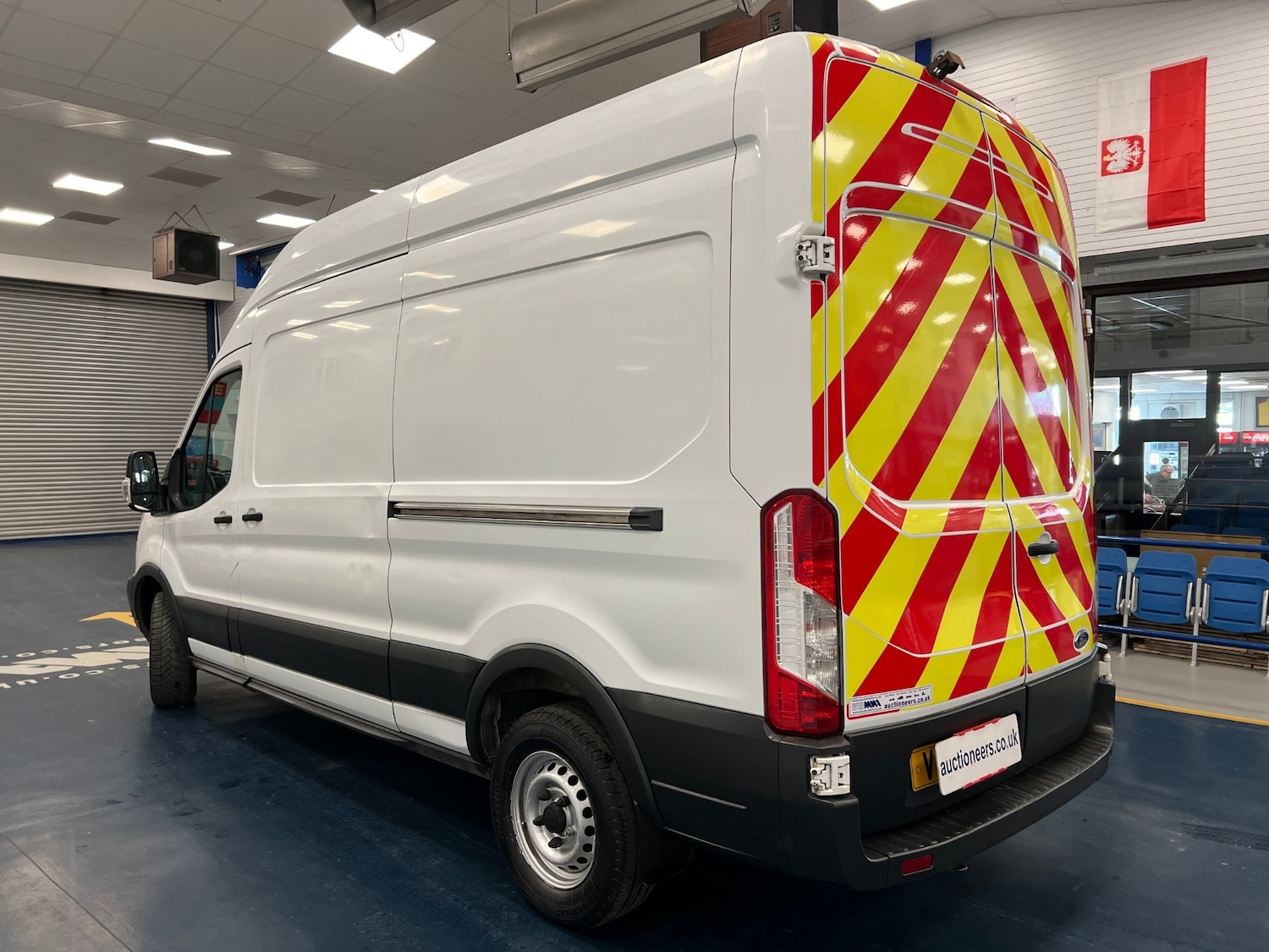 Used Ford Transit 2015 for sale - 77983600: Photo 4