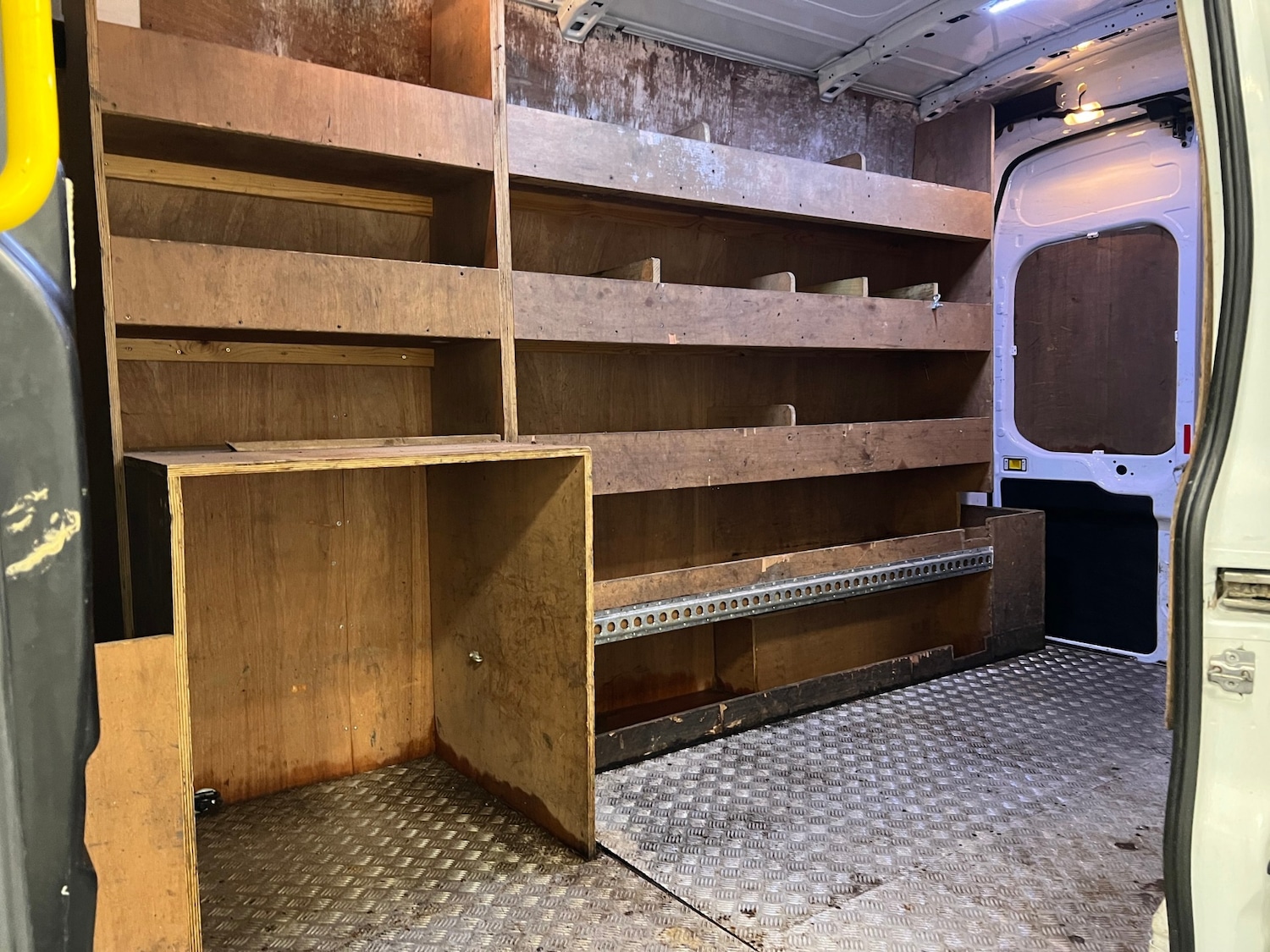 Used Ford Transit 2015 for sale - 77983600: Photo 8