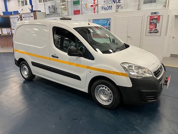 Used Peugeot Partner 2017 for sale - 78366208: Photo