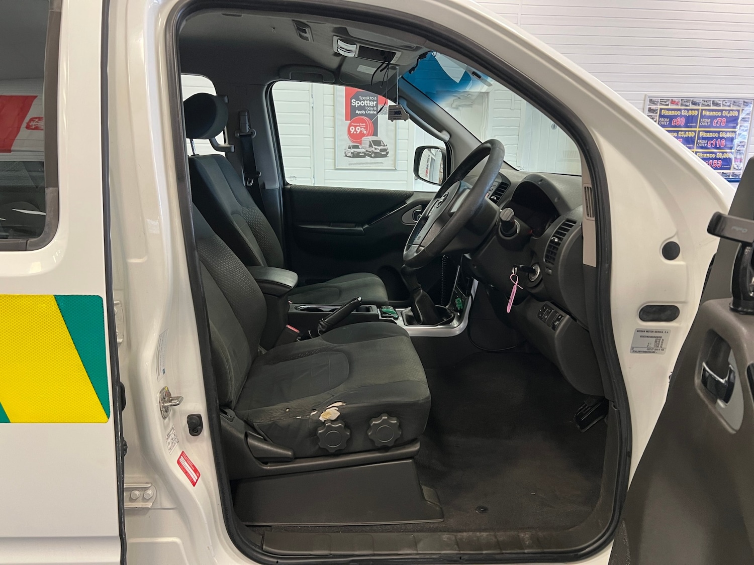 Used Nissan Navara 2012 for sale - 77689522: Photo 14