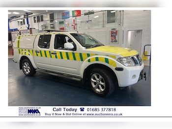 Used Nissan Navara 2012 for sale - 77689522: Photo