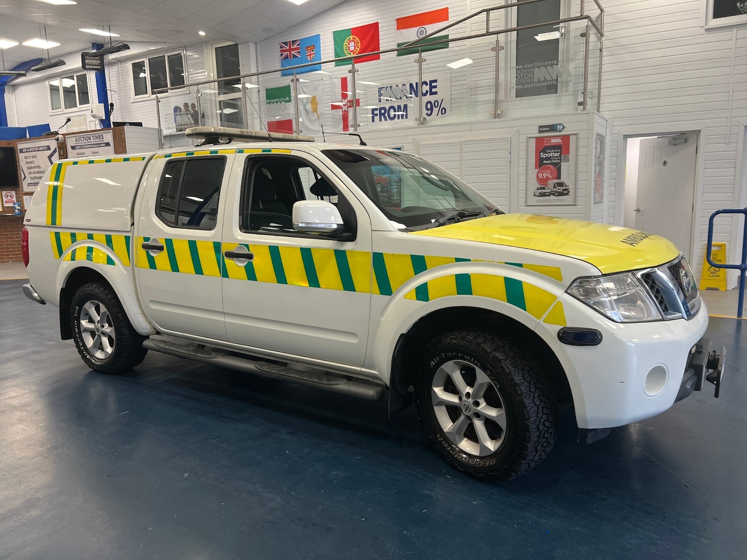 Used Nissan Navara 2012 for sale - 77689522: Photo 2