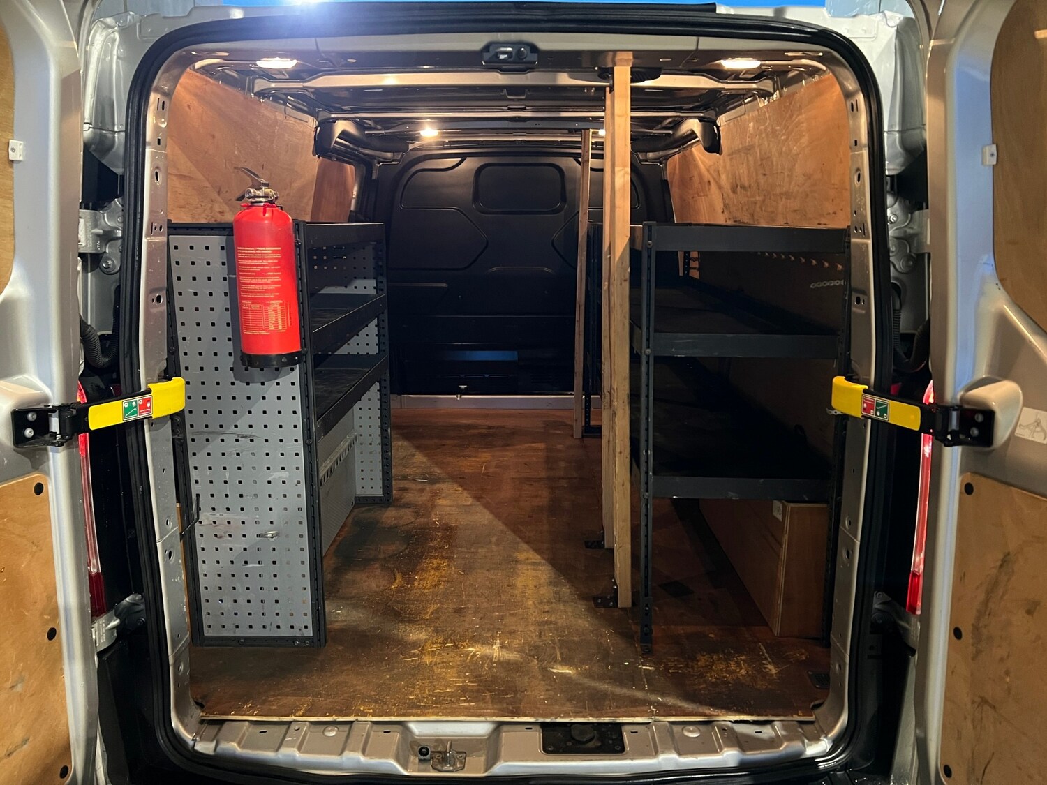 Used Ford Transit Custom 2018 for sale - 77349839: Photo 11