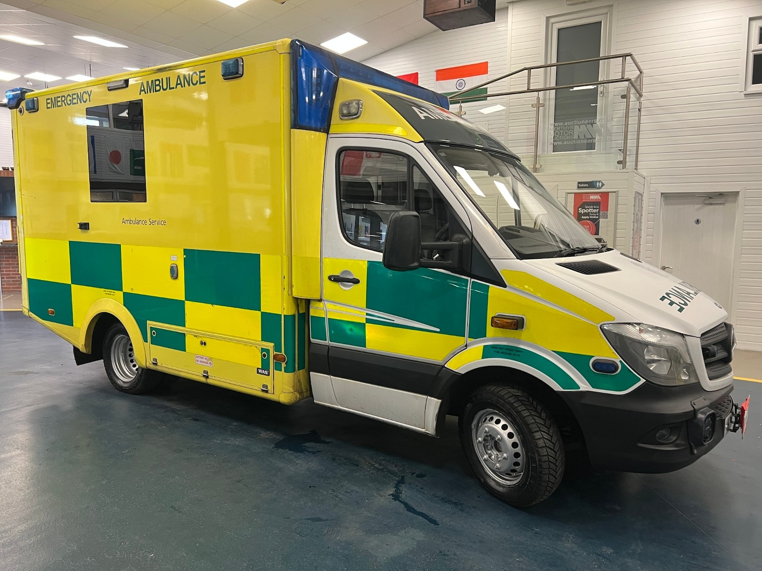 Used Mercedes-Benz Sprinter 2015 for sale - 76157362: Photo 2