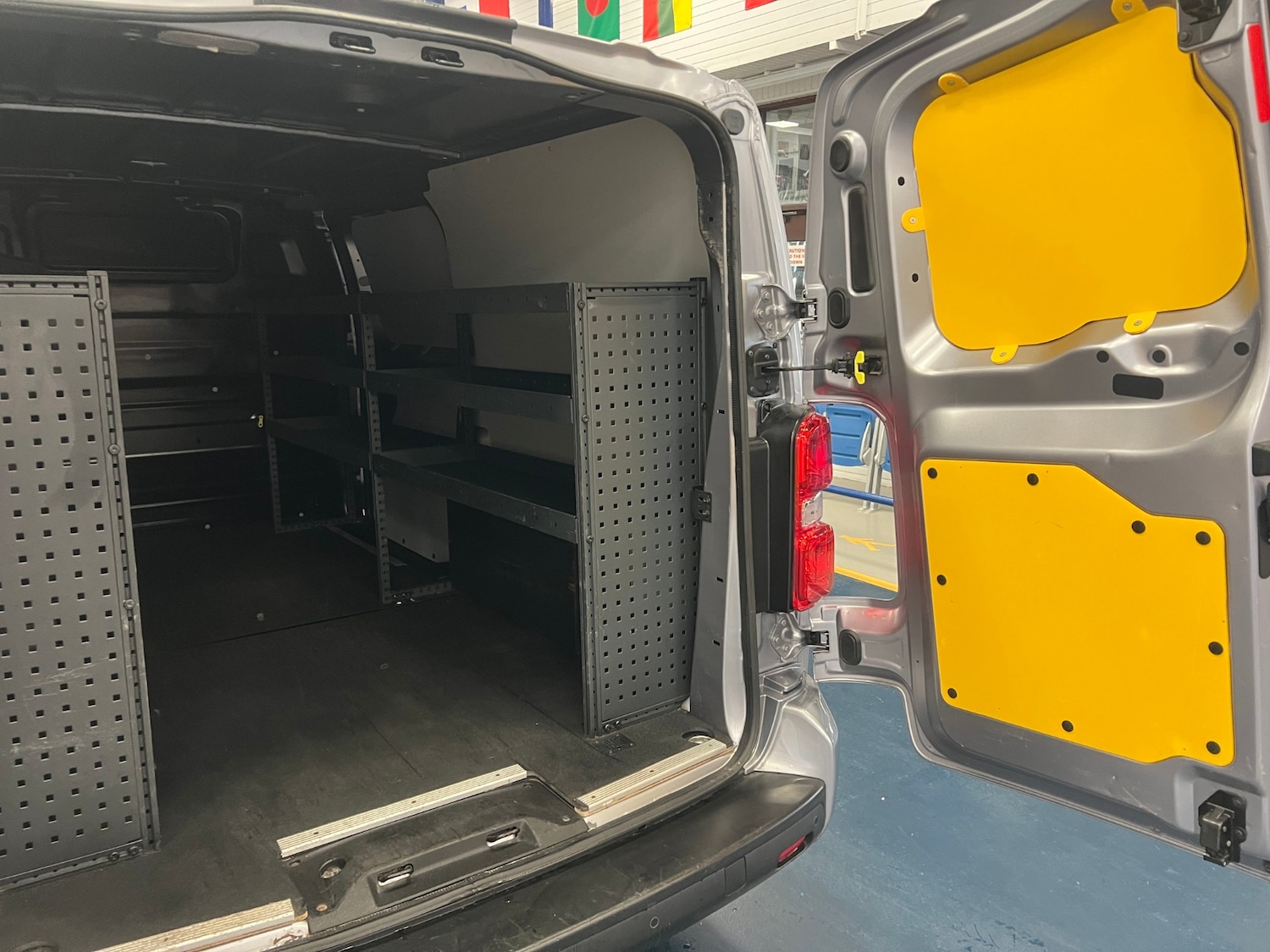 Used Vauxhall Vivaro 2022 for sale - 78161690: Photo 15