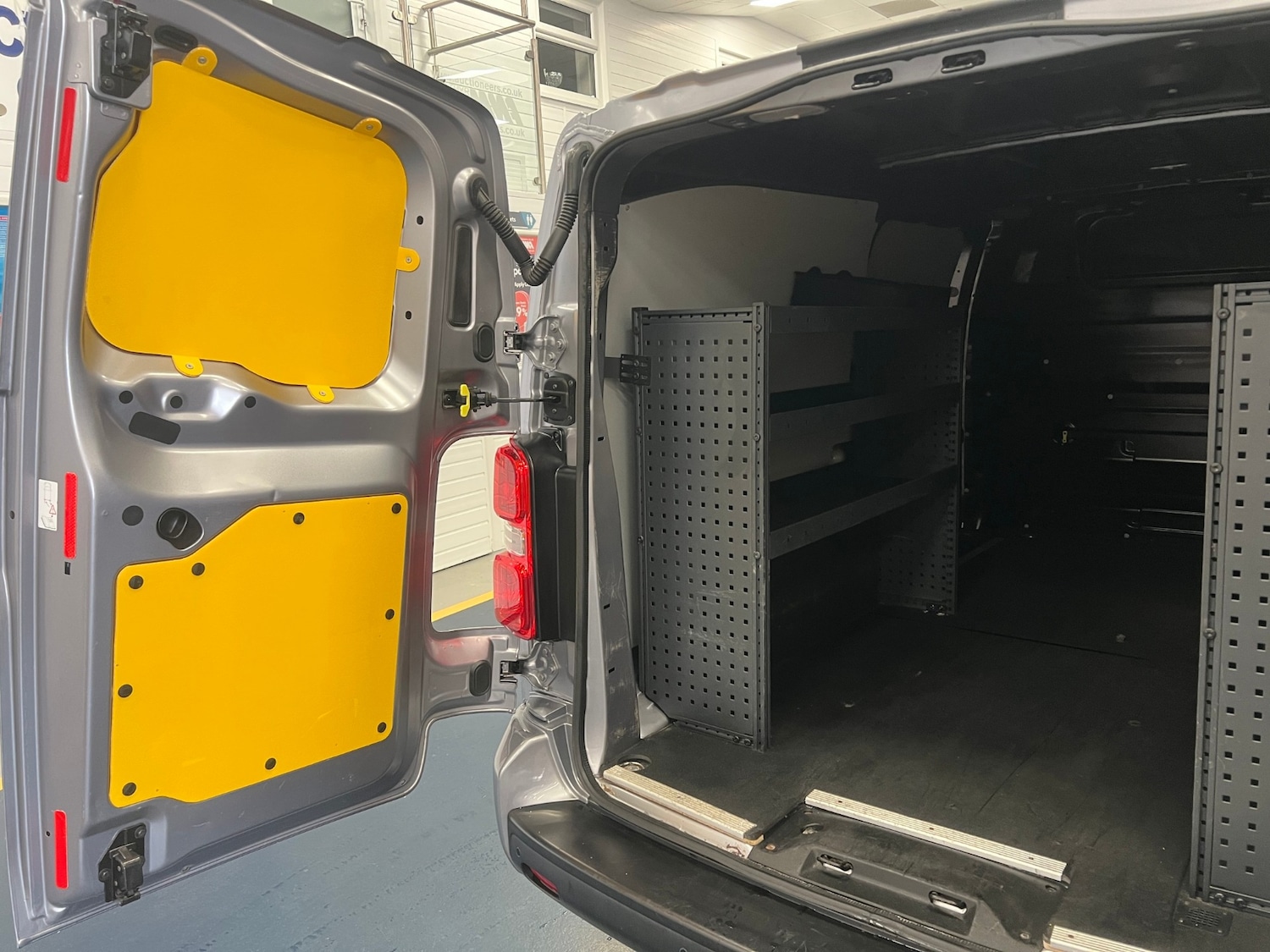 Used Vauxhall Vivaro 2022 for sale - 78161690: Photo 16