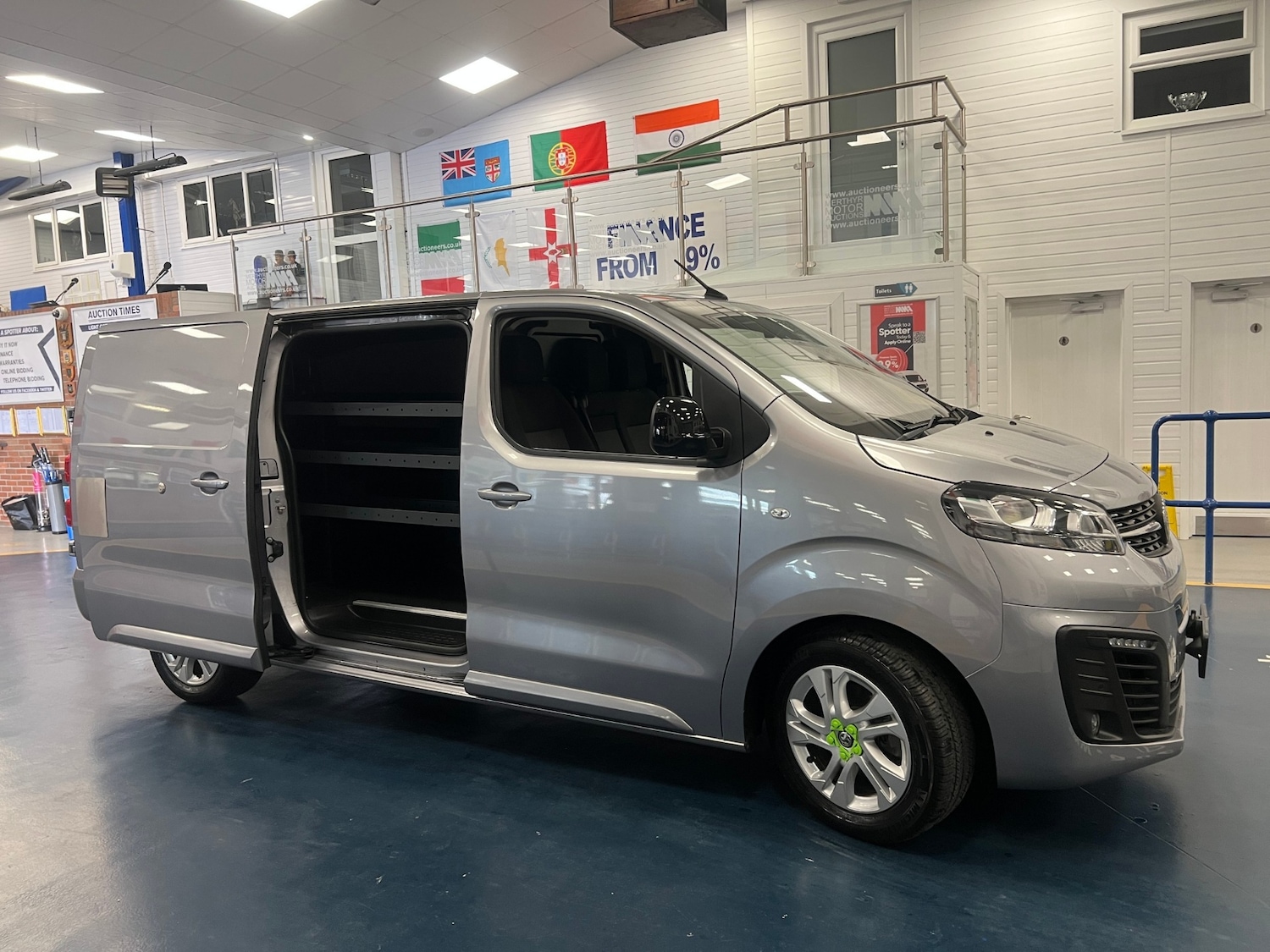 Used Vauxhall Vivaro 2022 for sale - 78161690: Photo 6