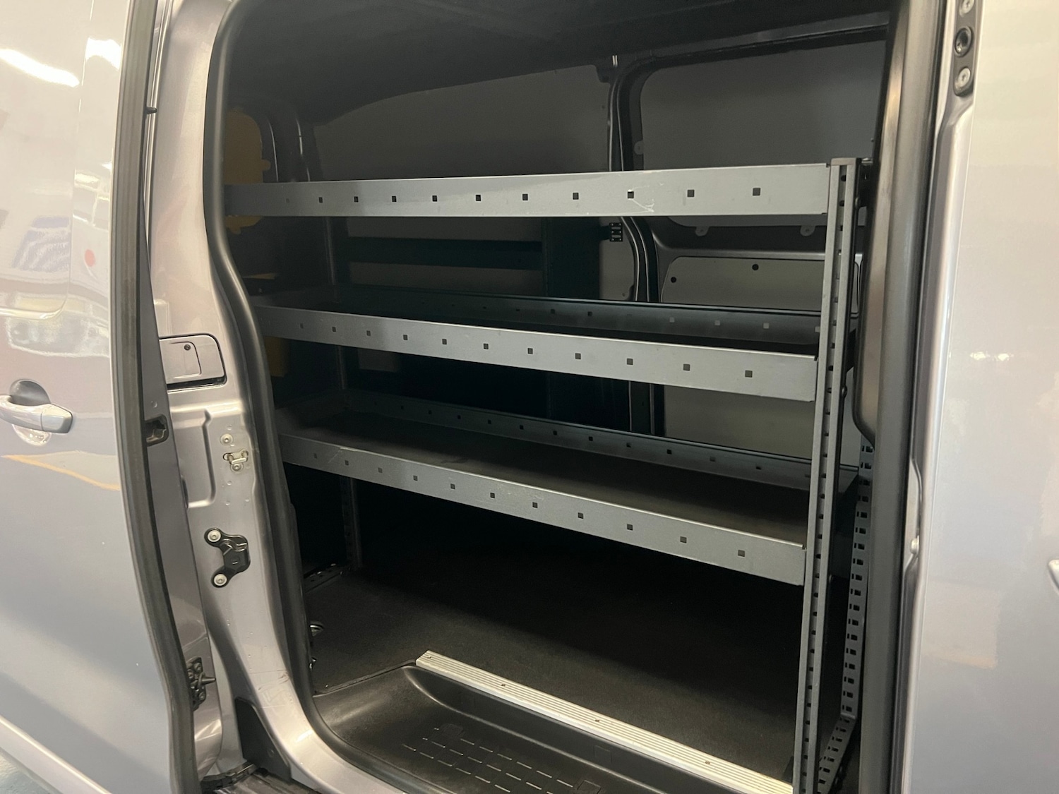 Used Vauxhall Vivaro 2022 for sale - 78161690: Photo 8