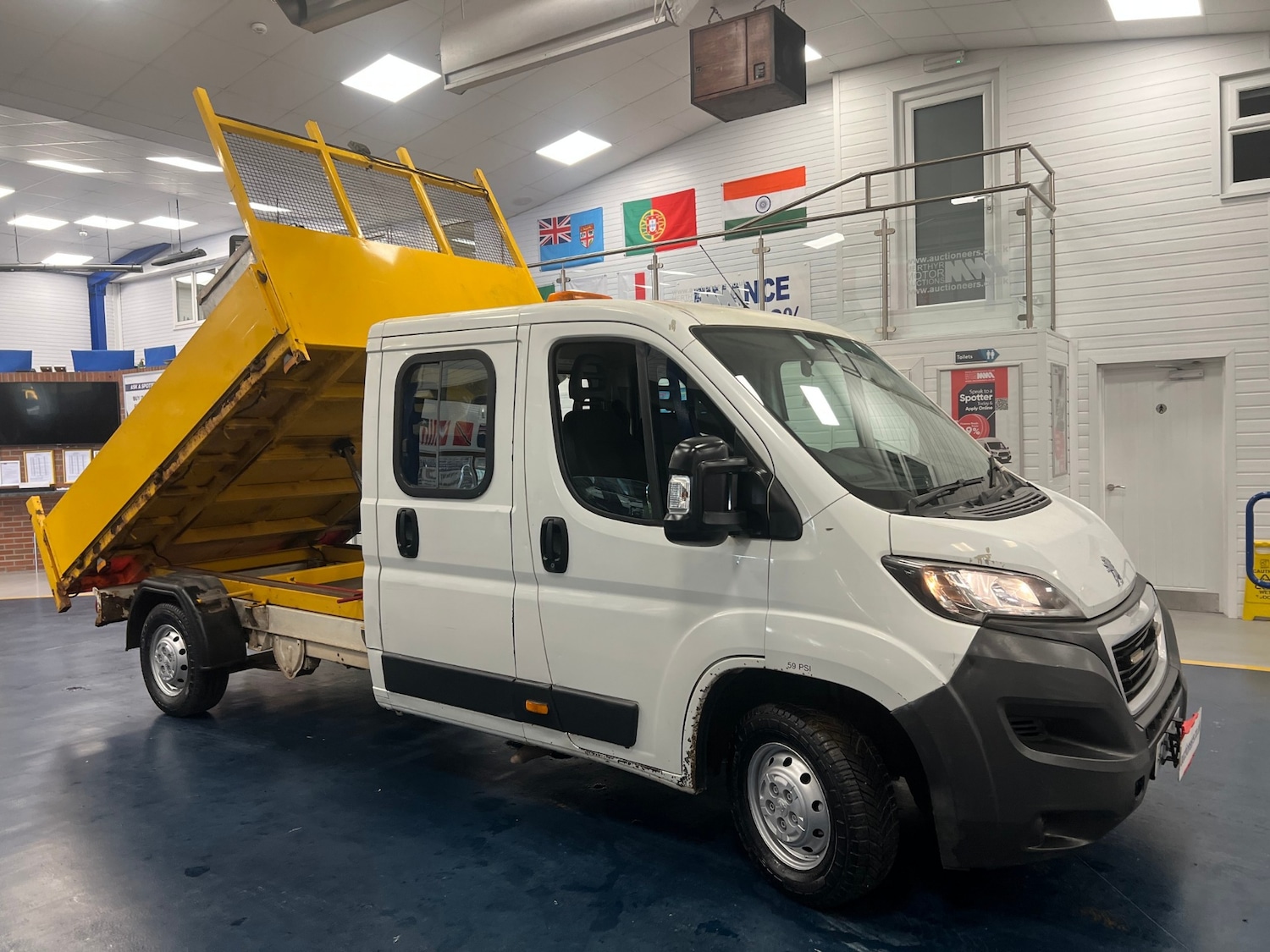 Used Peugeot Boxer 2015 for sale - 77759302: Photo 8