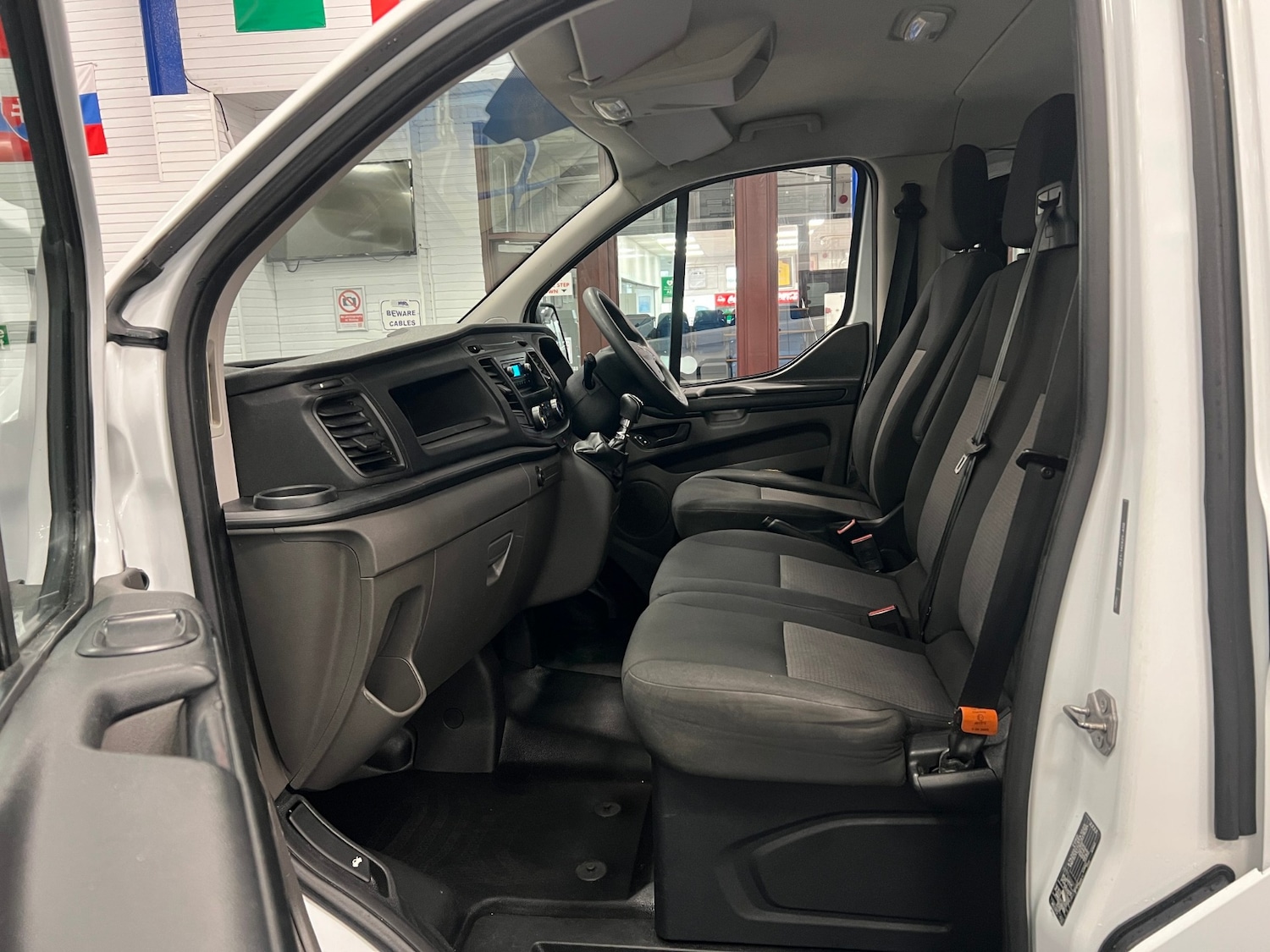 Used Ford Transit Custom 2018 for sale - 77168389: Photo 14