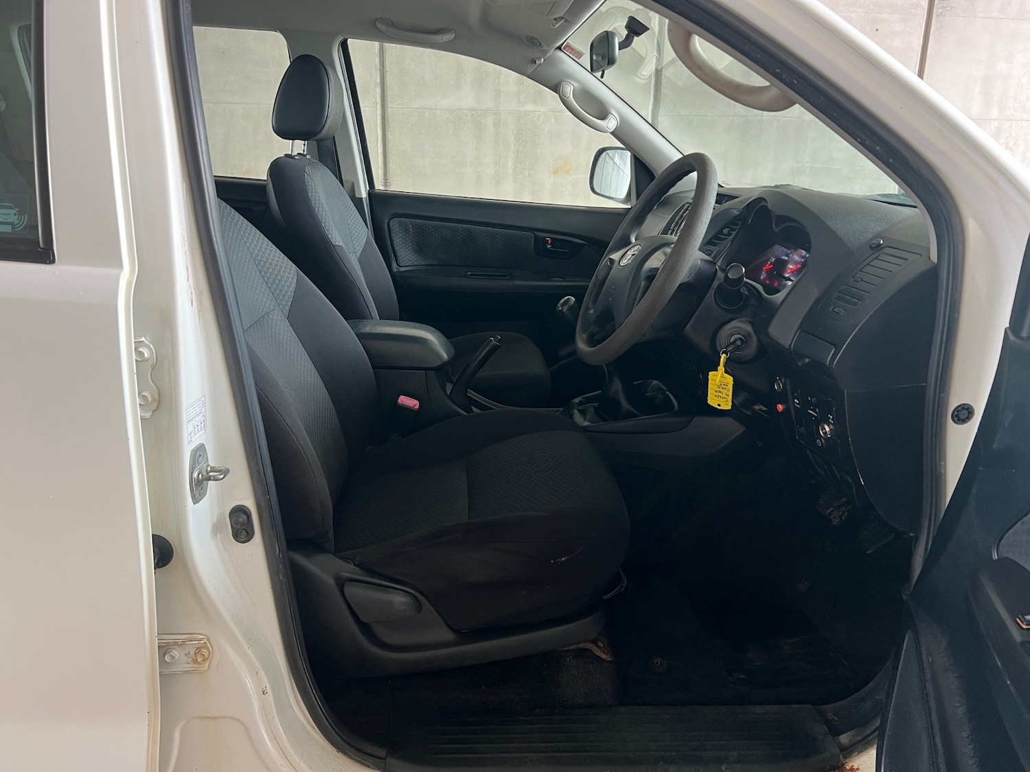 Used Toyota Hilux 2015 for sale - 77431163: Photo 12