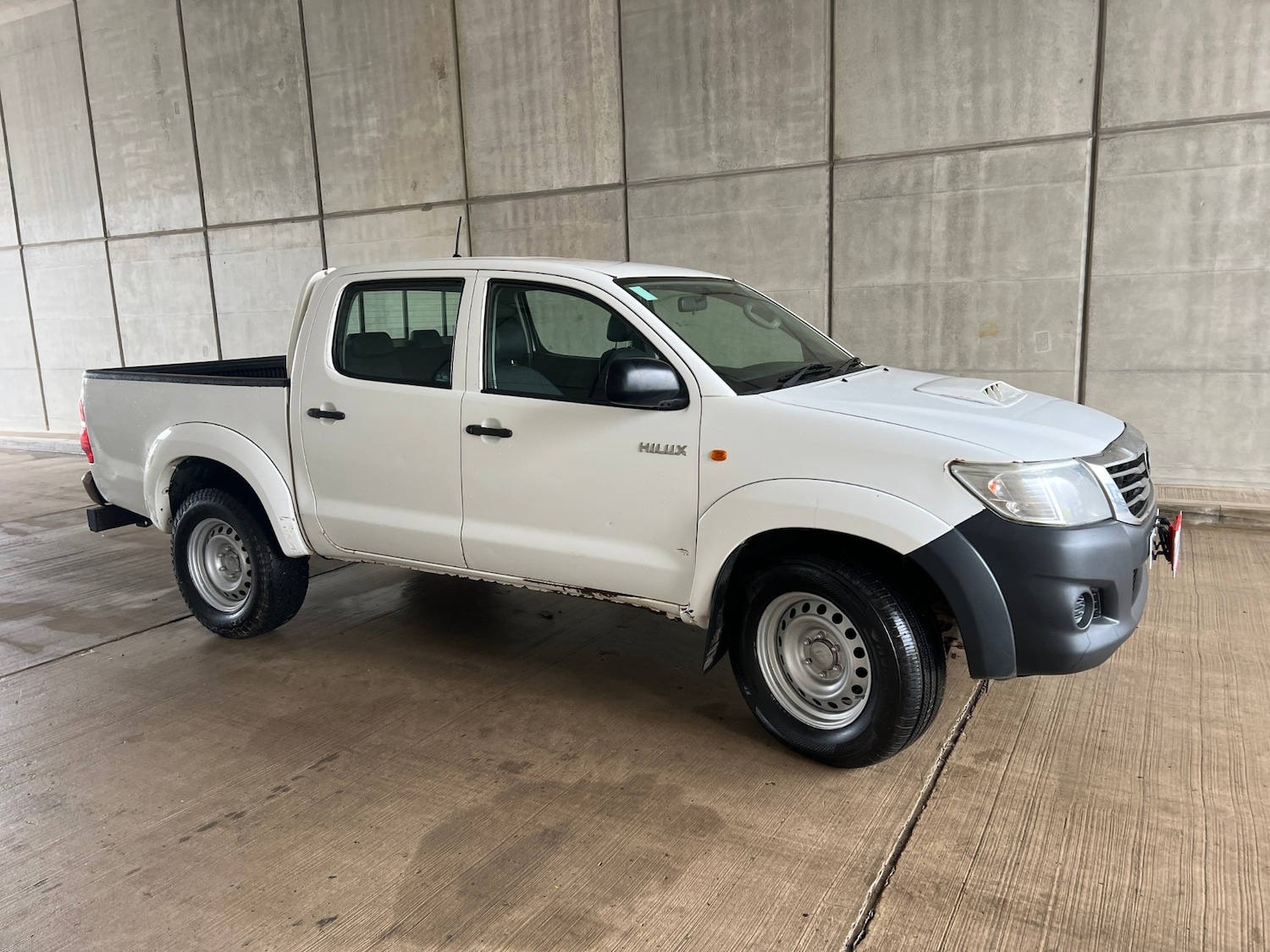Used Toyota Hilux 2015 for sale - 77431163: Photo 2
