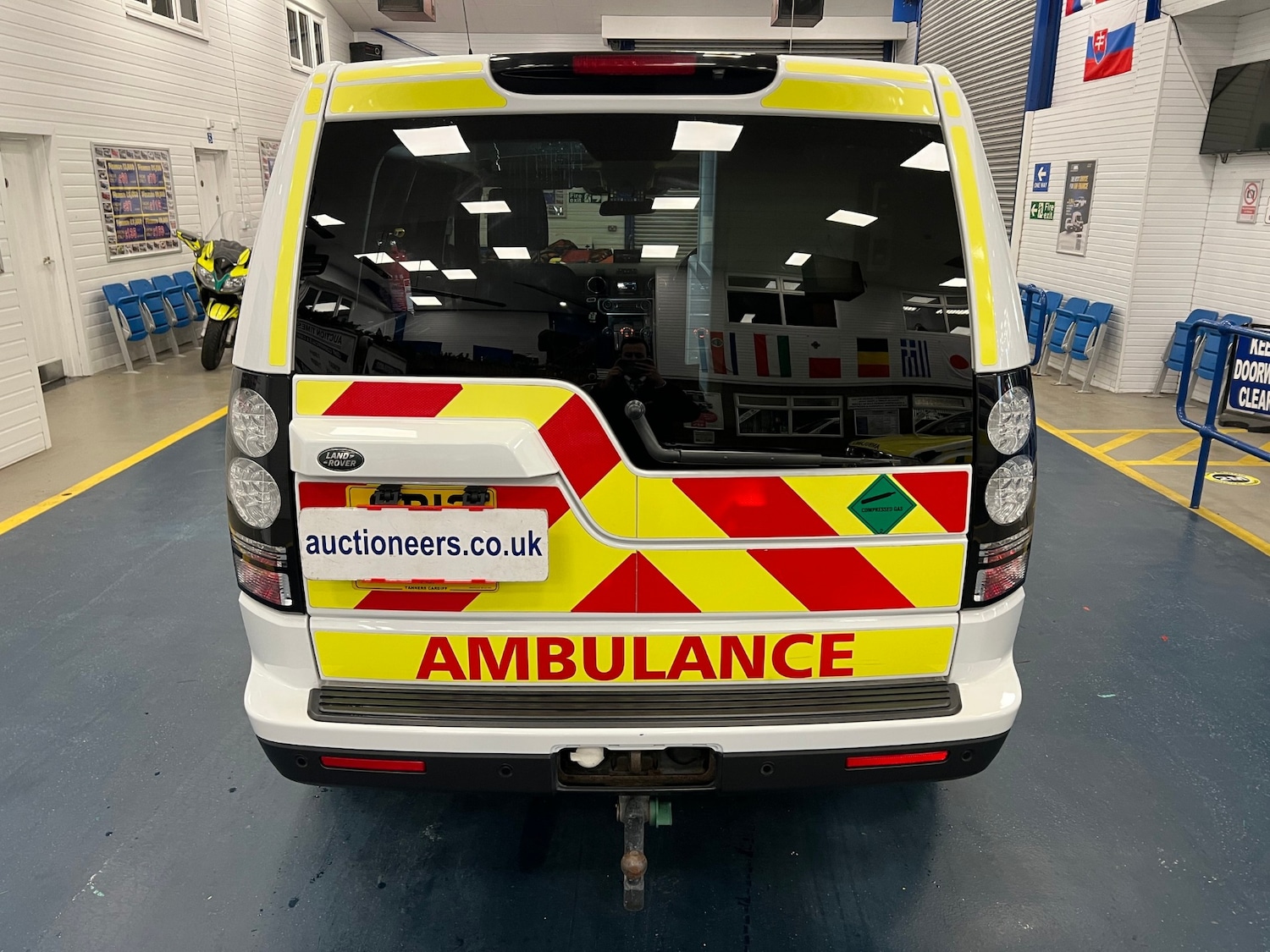 Used Land Rover Discovery 2014 for sale - 76738587: Photo 7