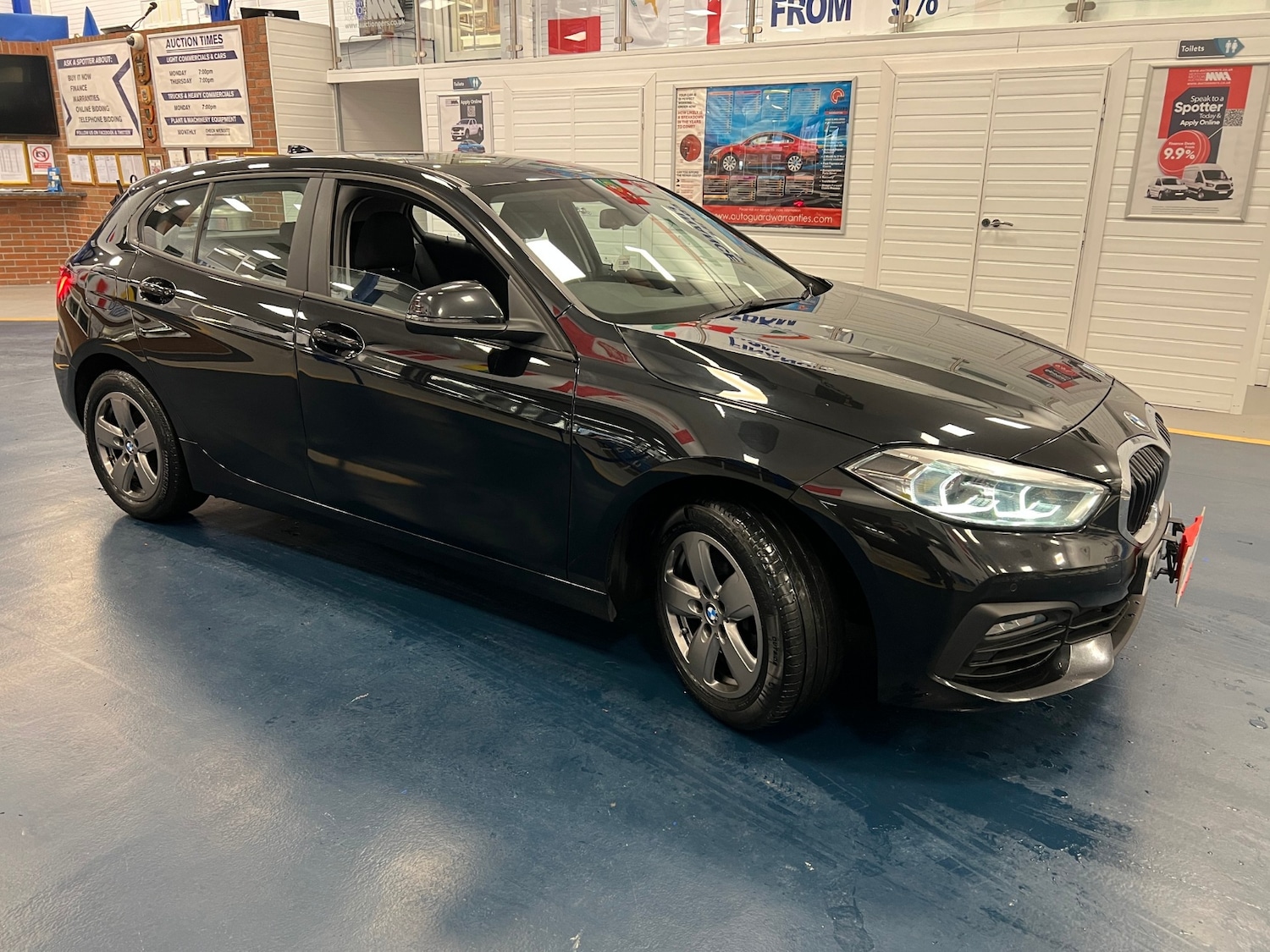 Used BMW 1 Series 2023 for sale - 77812806: Photo 2
