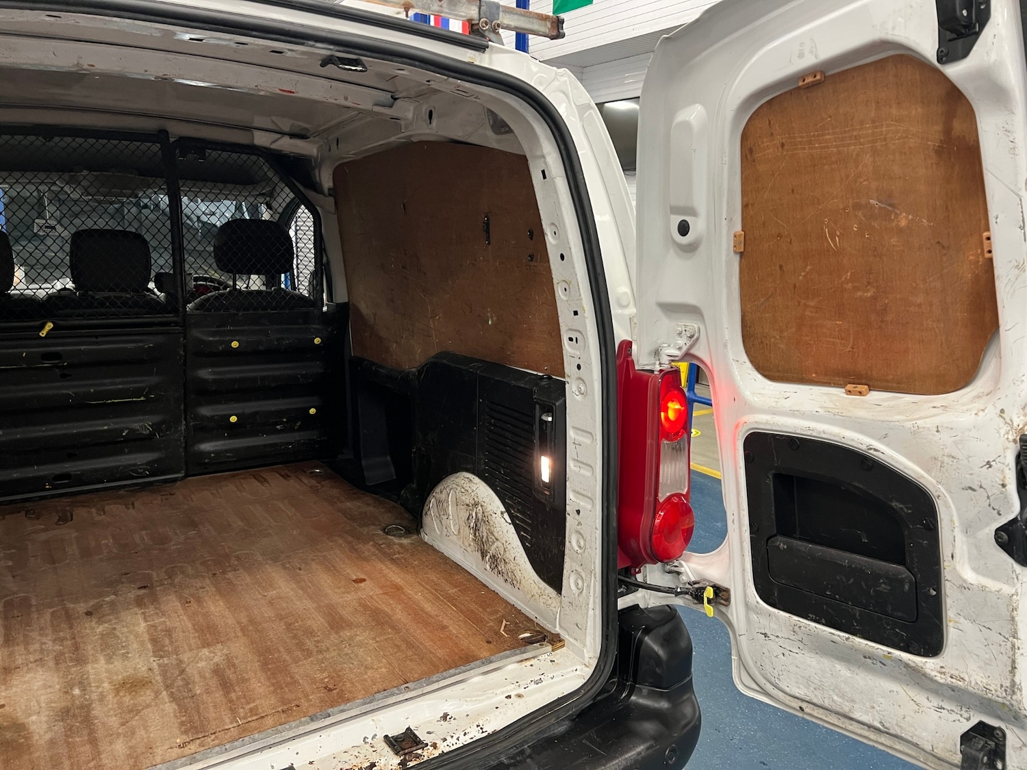 Used Citroen Berlingo 2009 for sale - 76971122: Photo 12