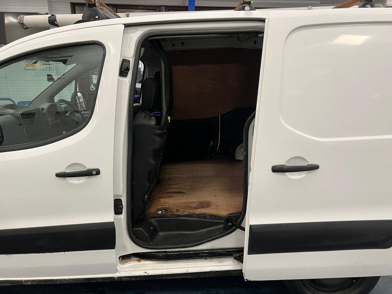 Used Citroen Berlingo 2009 for sale - 76971122: Photo 7